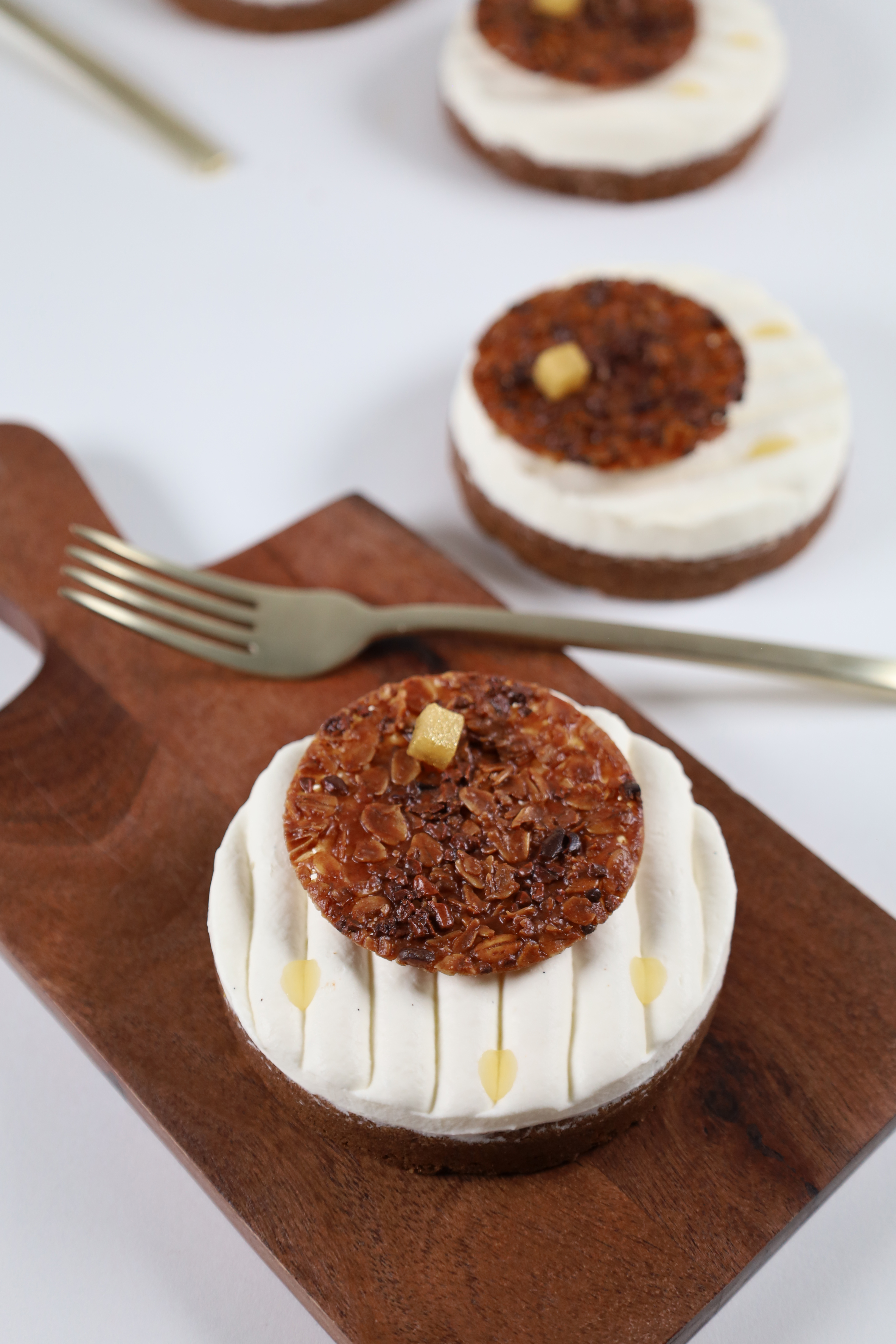 Dezaan Apple Sable Breton Hero