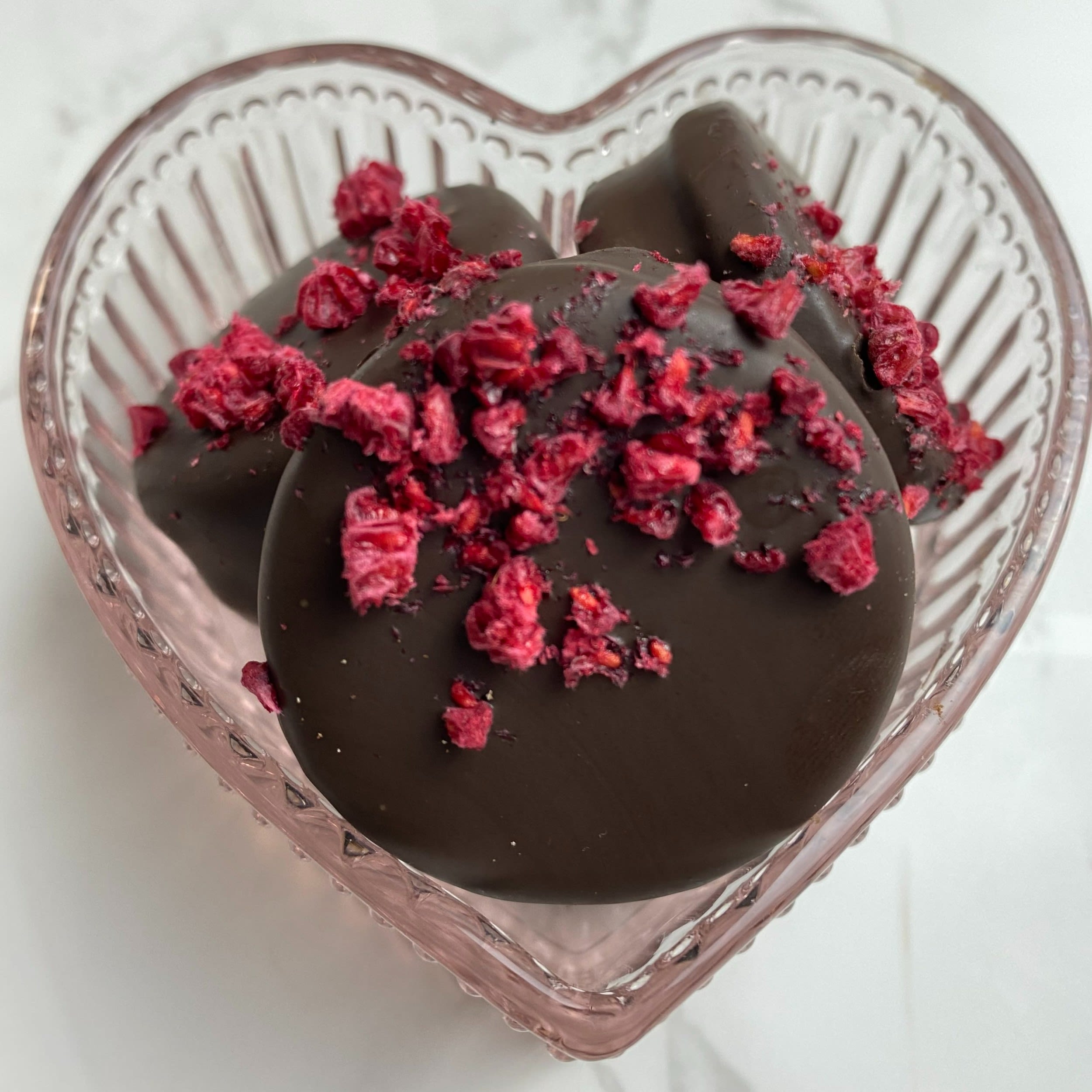 Hero Image Of DeZaan Raspberry Alfajor