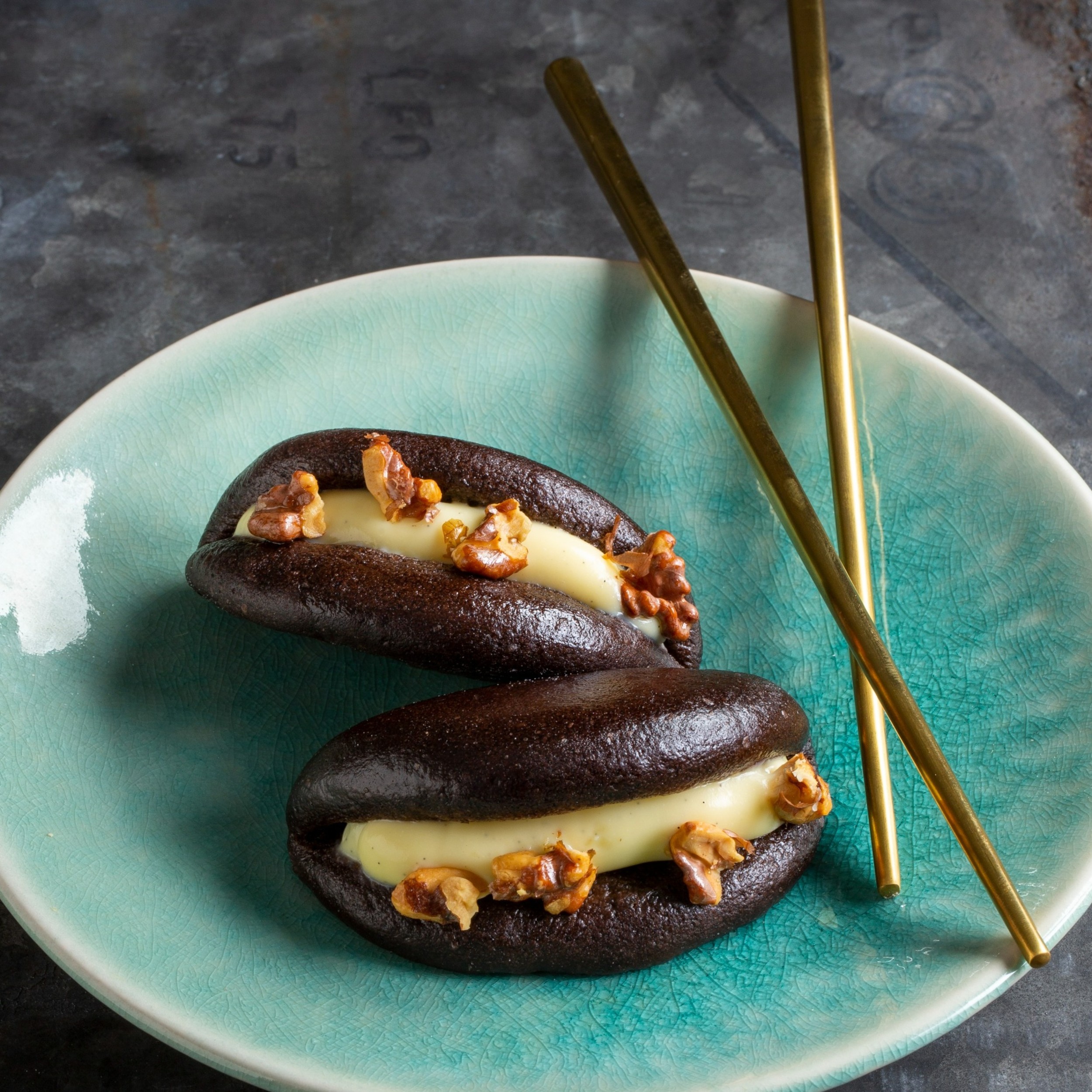 DeZaan Image Of Carbon Black Steamed Buns