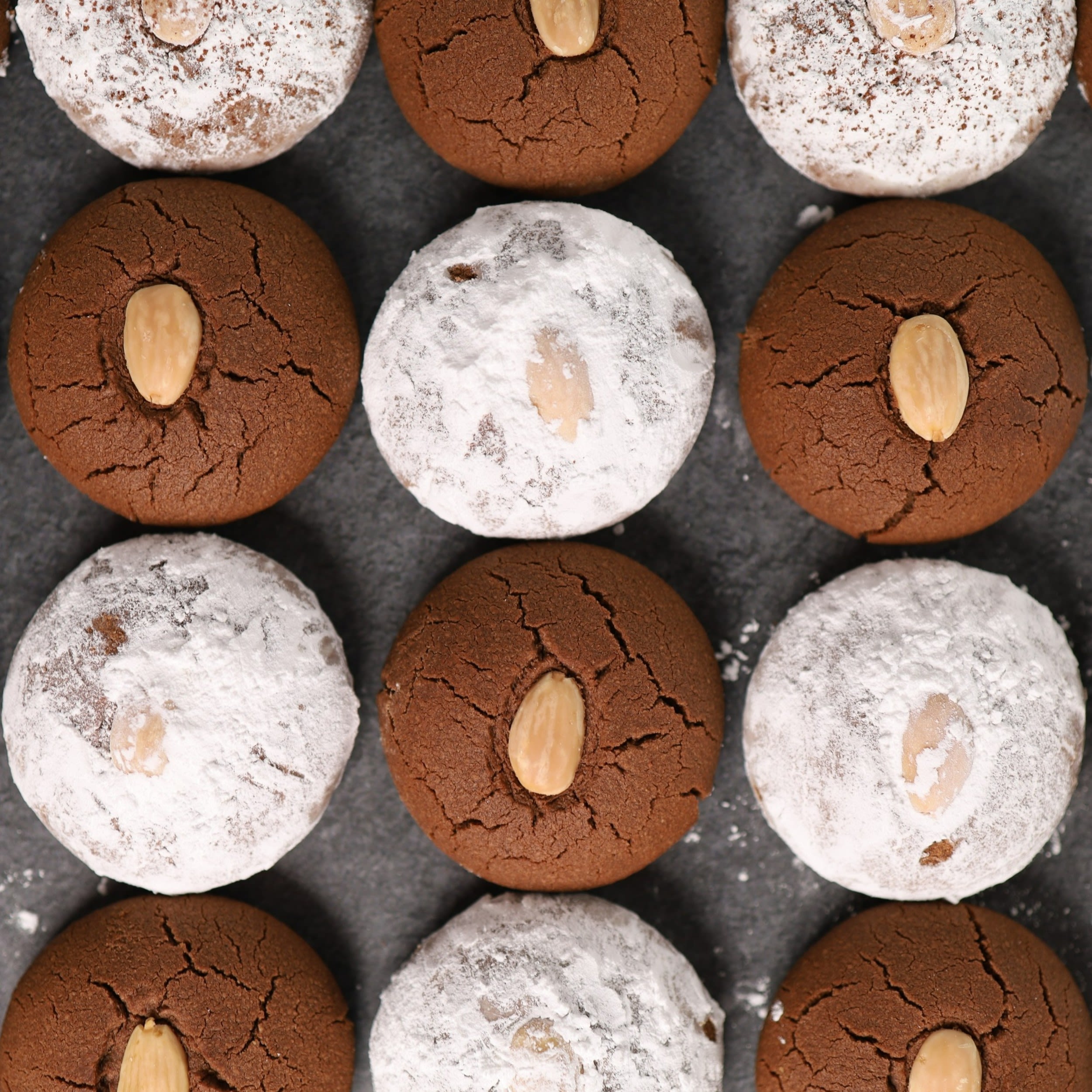 DeZaan Rollup Bild Von Hot Cocoa Almond Cookies