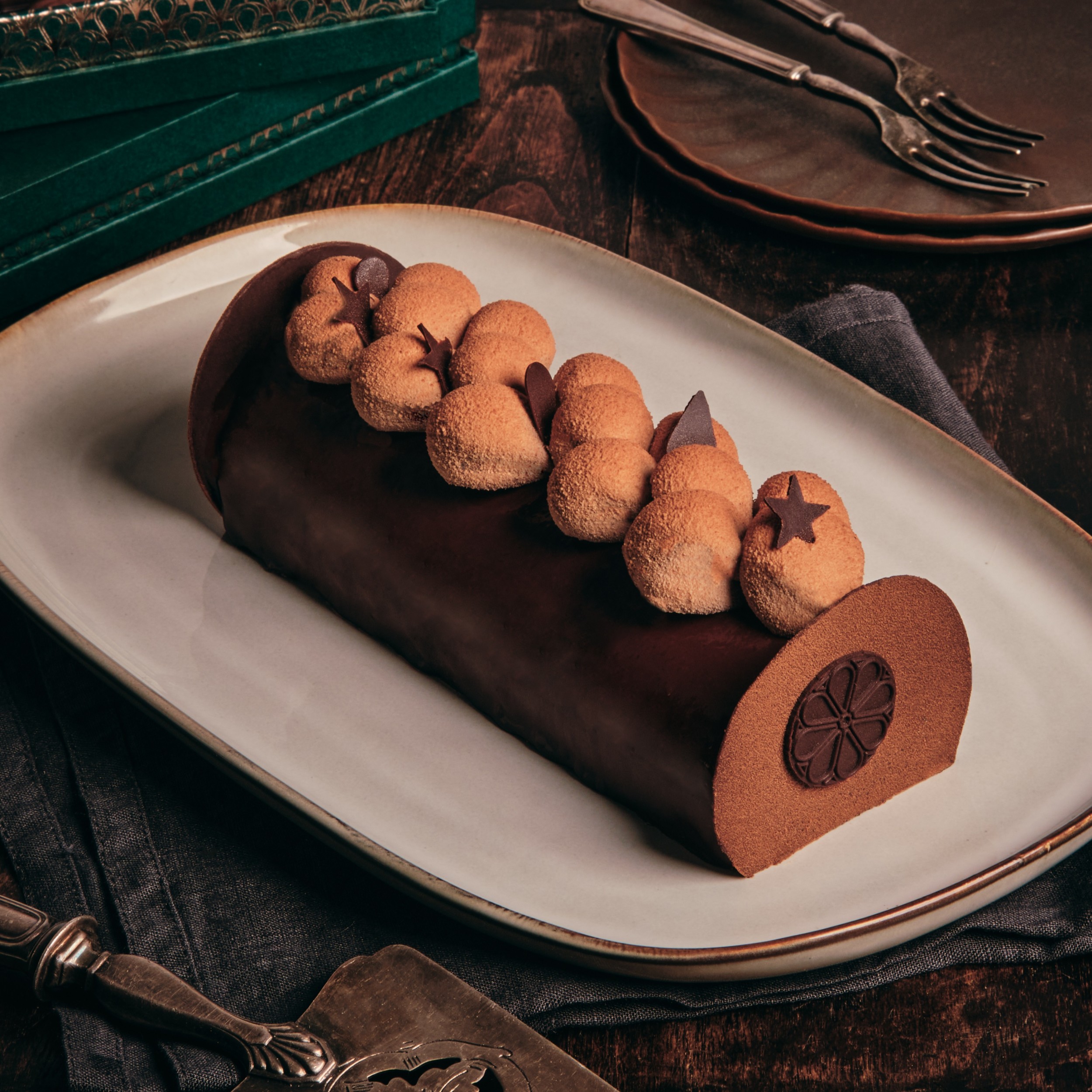 Hero Image Of DeZaan Chocolate Buche