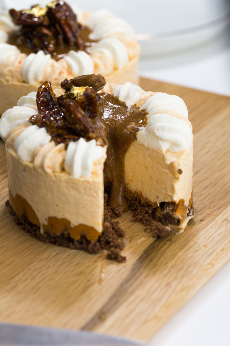 DeZaan Image Of Spiced Pecan Cheesecake