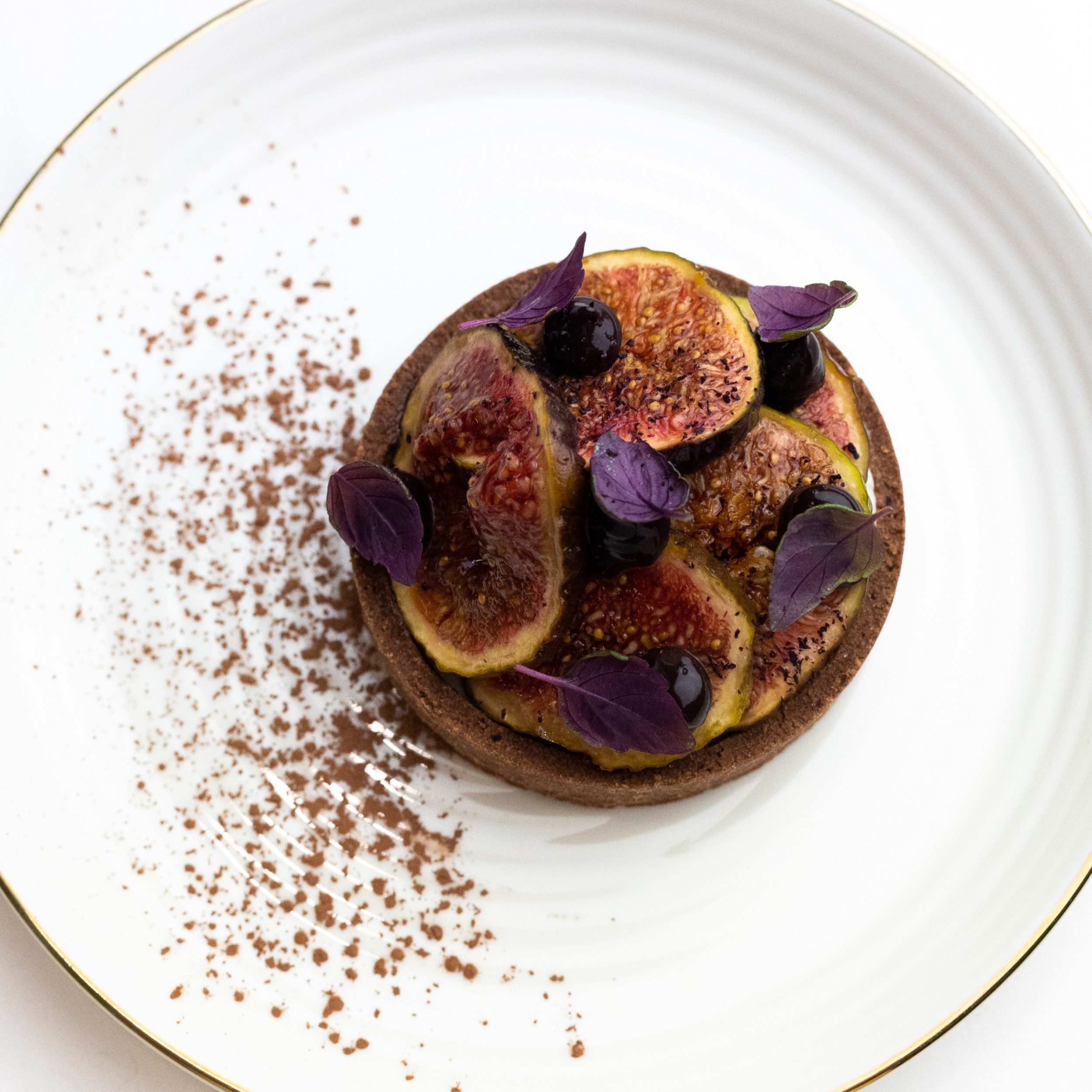 DeZaan Hero Image Of Rose Blush & Fig Tartelette