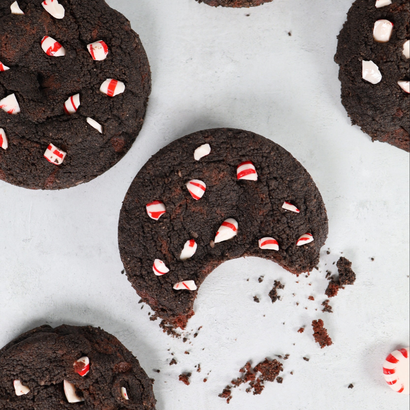 DeZaan Hero Image Of Peppermint Fudge Cookies