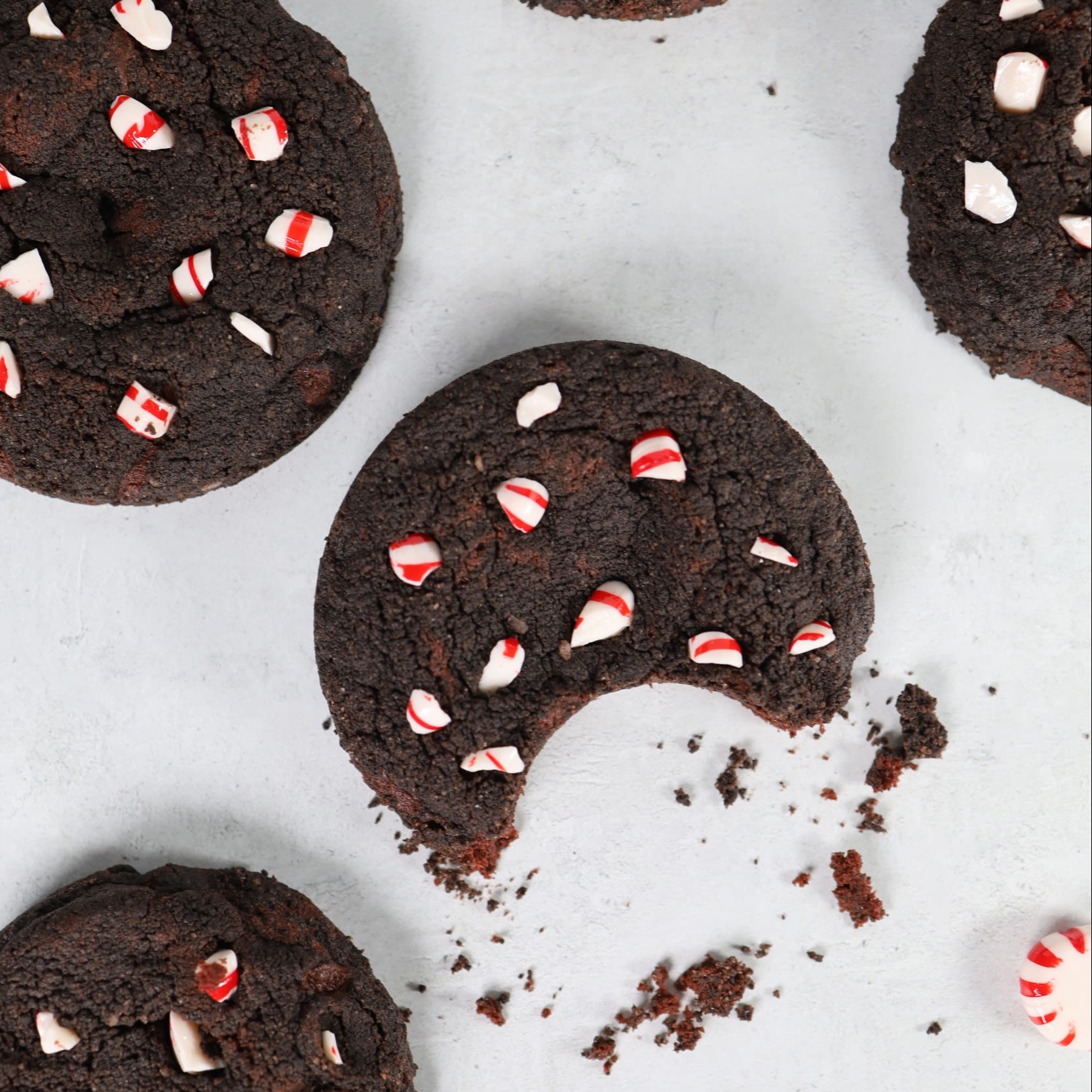 DeZaan Hero Image Of Peppermint Fudge Cookies