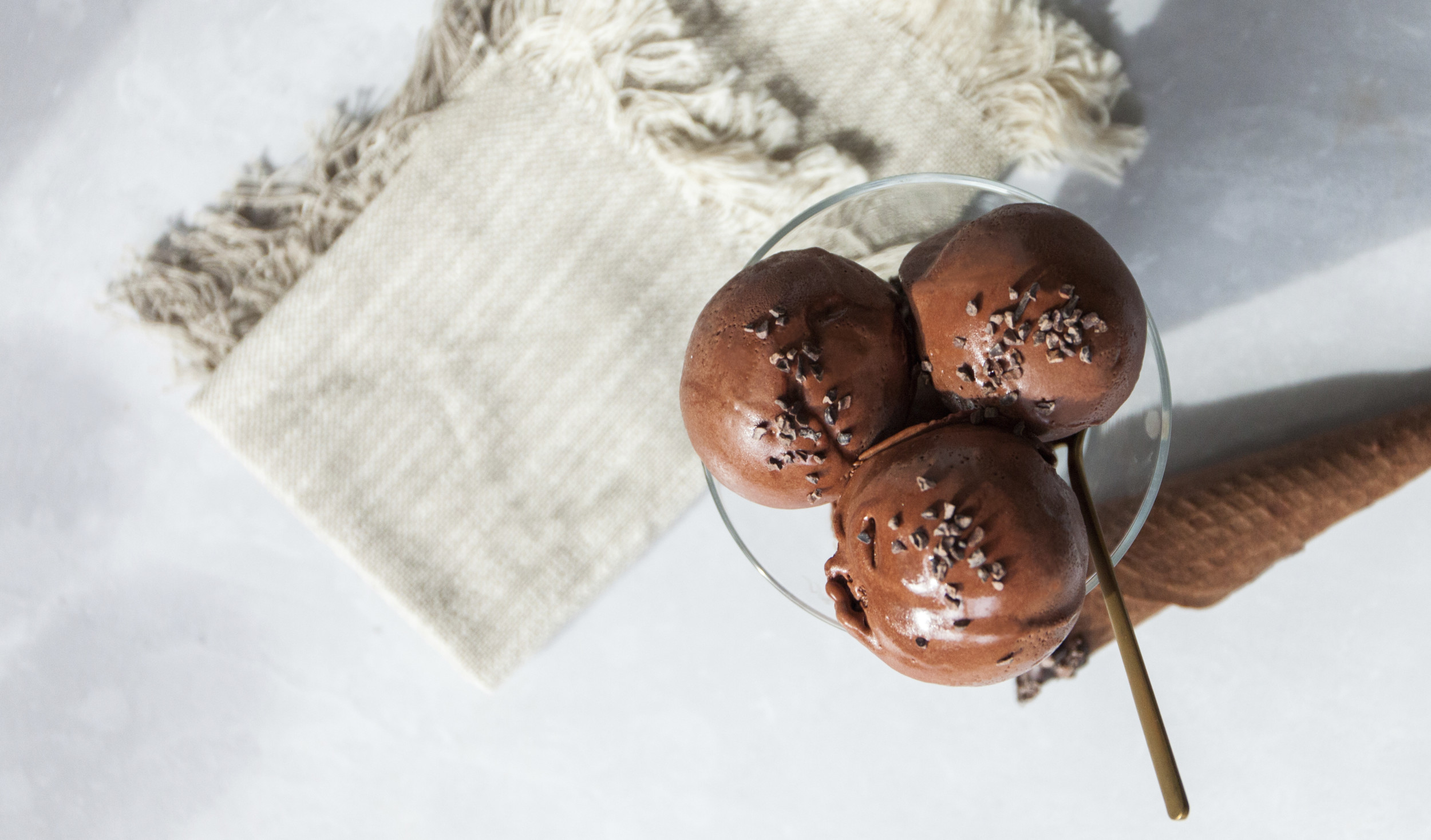 Dezaan Crimson Red Ice Cream Hero