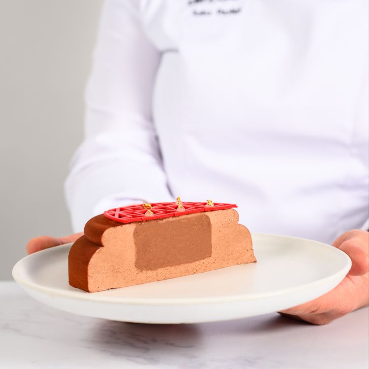 Whisky Cocoa Entremet Plated 12