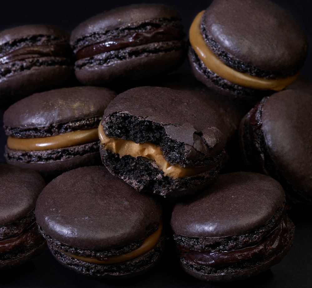 Cocoa Macarons | Desserts With Cocoa Powder, Ganache | deZaandezaan-logochevron-rightsocial-image