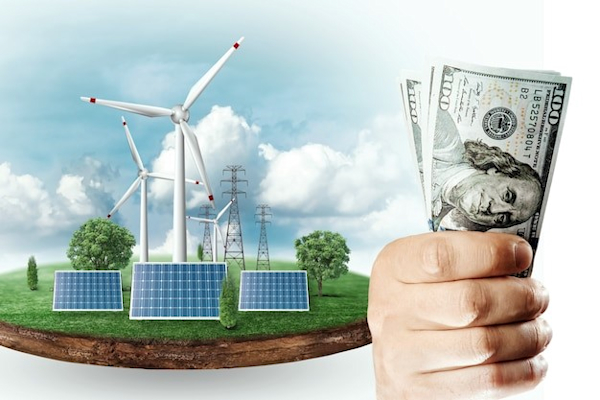 Solar Surpasses Coal in Cost Efficiency