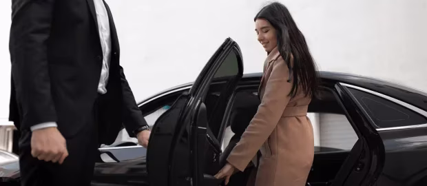 Service de Chauffeur pour Trajets Urbains et Interurbains