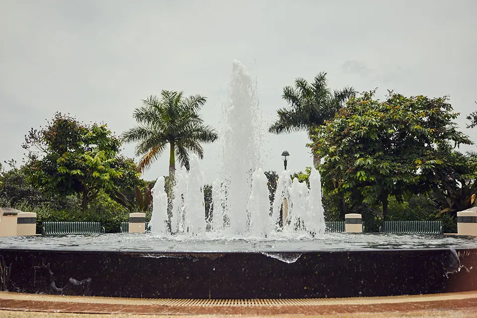 sub image 1