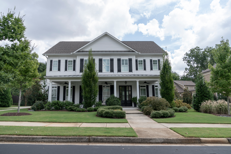 Roswell Atlanta Neighborhood Guide - Compass