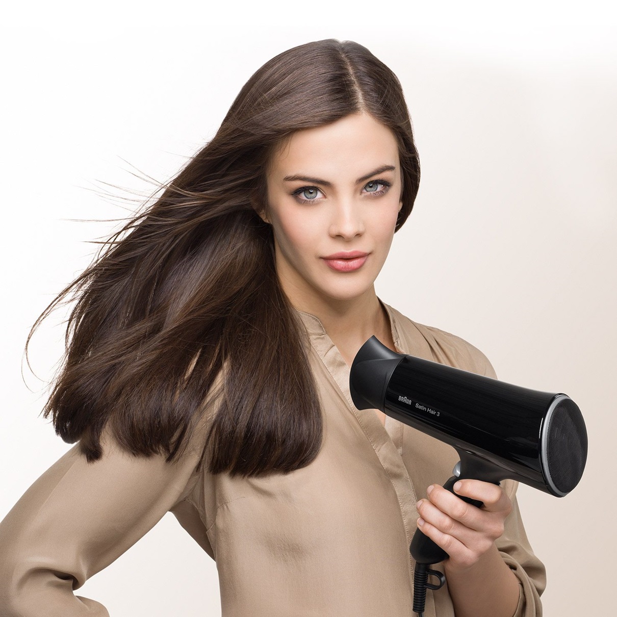 Фен Satin Hair 3 HD330 с насадкой-диффузором