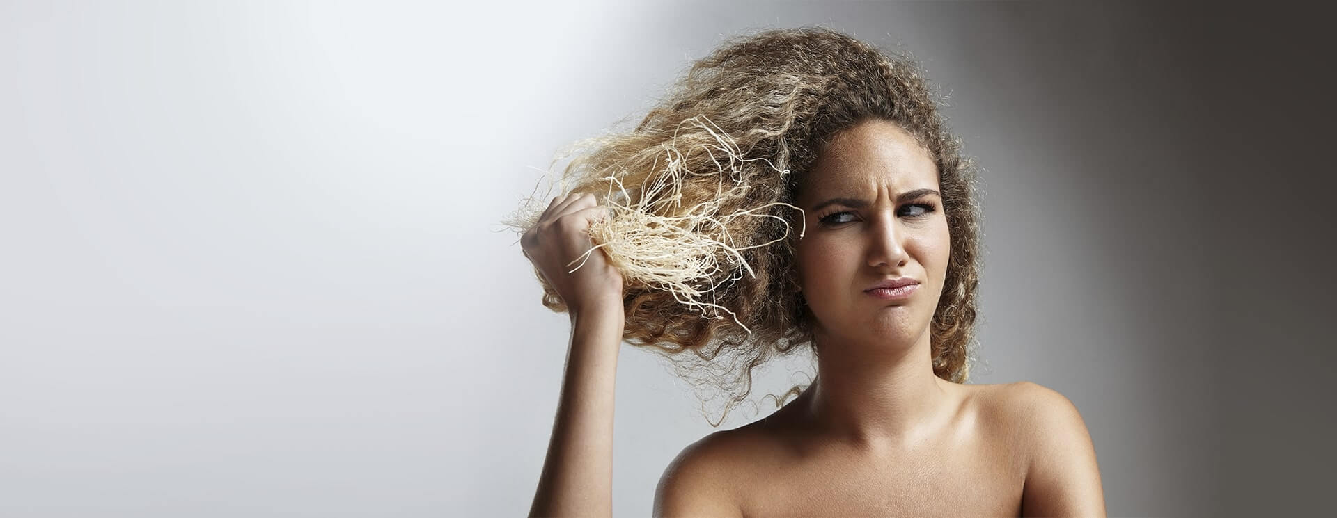 What causes dry hair? | Pantene