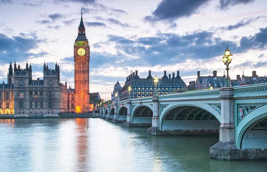 London-skyline-1080px.jpg