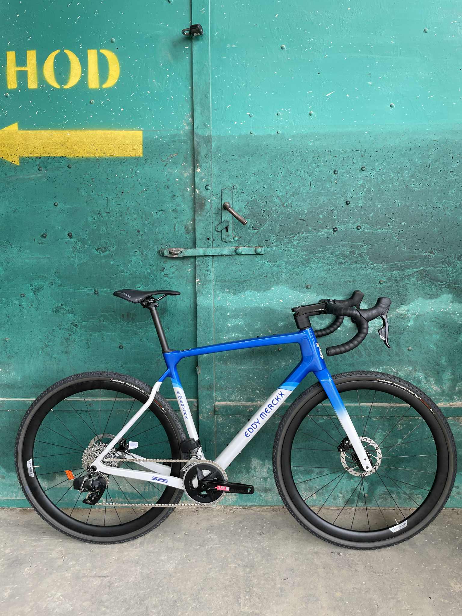 1b87afde-47c7-472e-8c96-699ae112b915