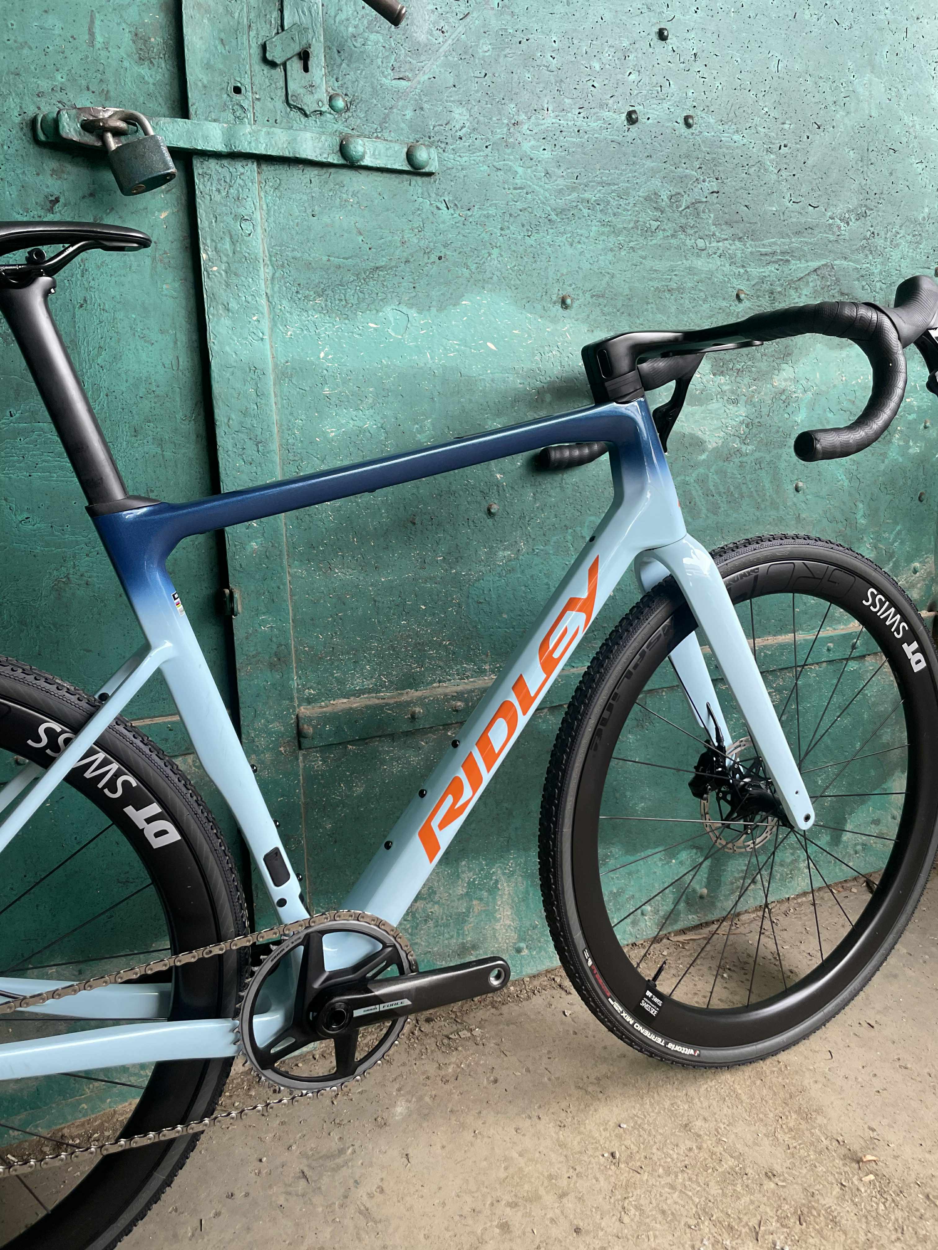 2f00b9bf-f5ec-4f79-bc0a-77bcf8de7bd9