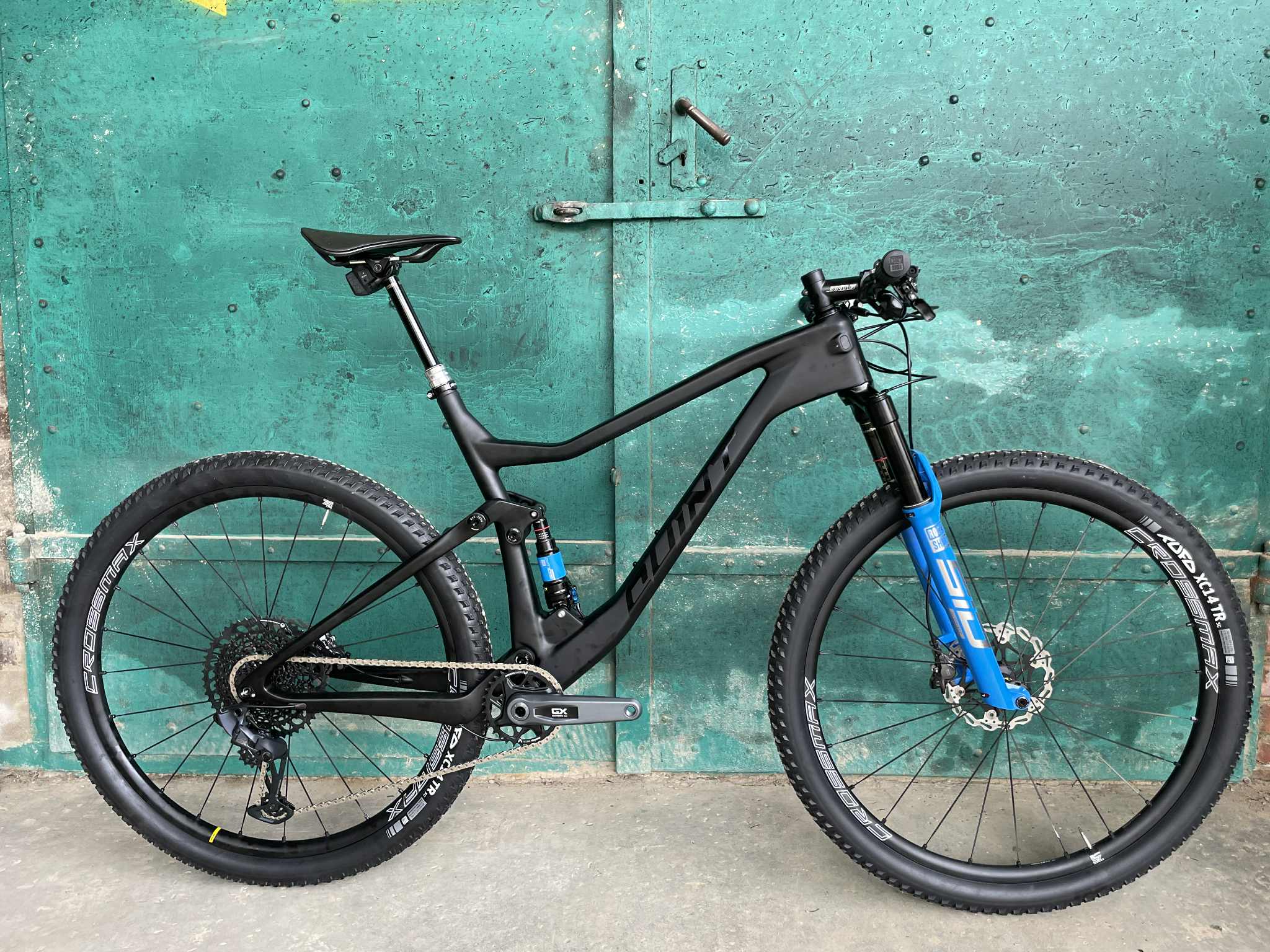 2ca8b4d6-c815-4124-98e6-60868180ee31