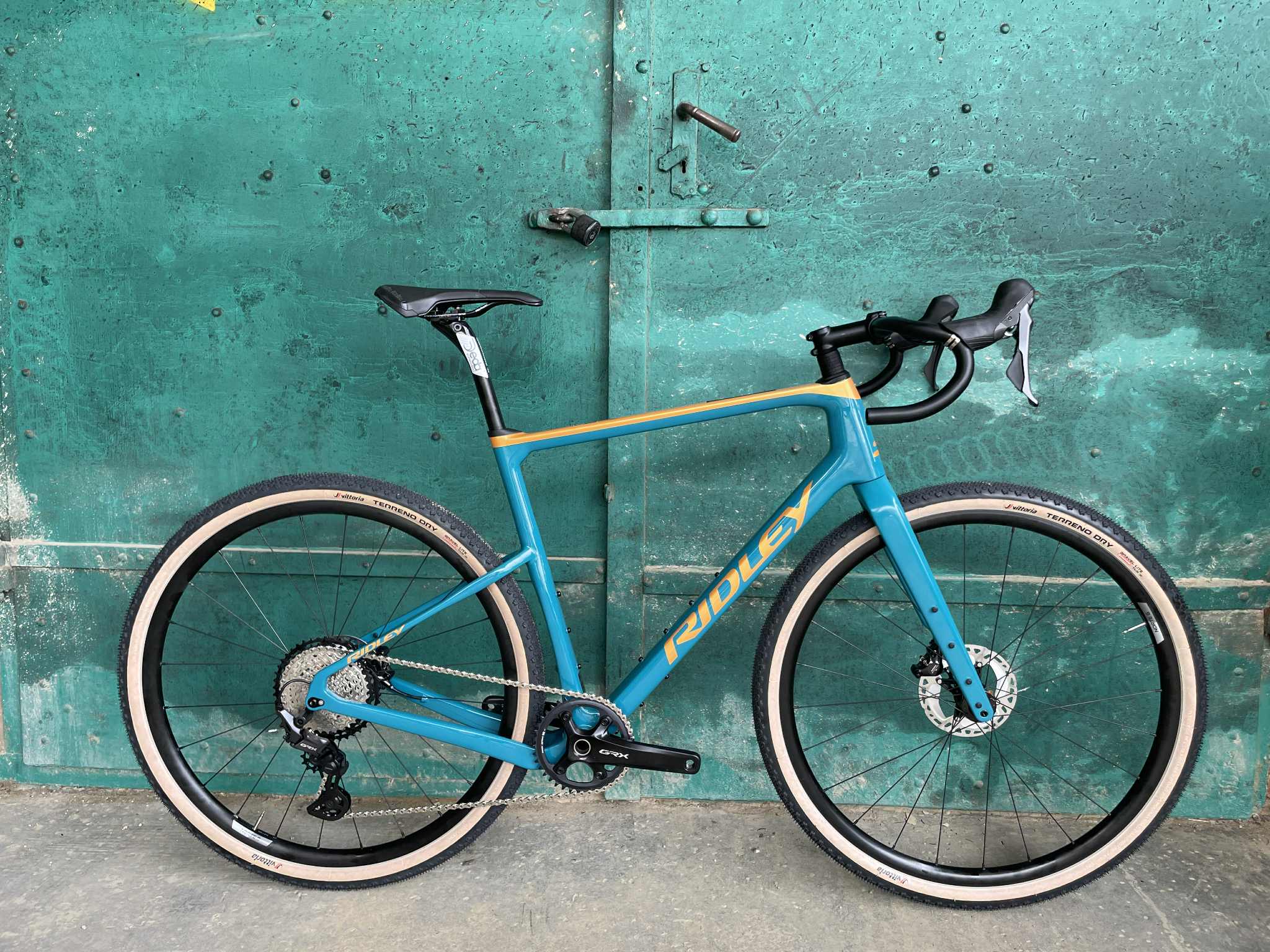 81cf7590-3908-45e4-ab0a-5040a185d6ff