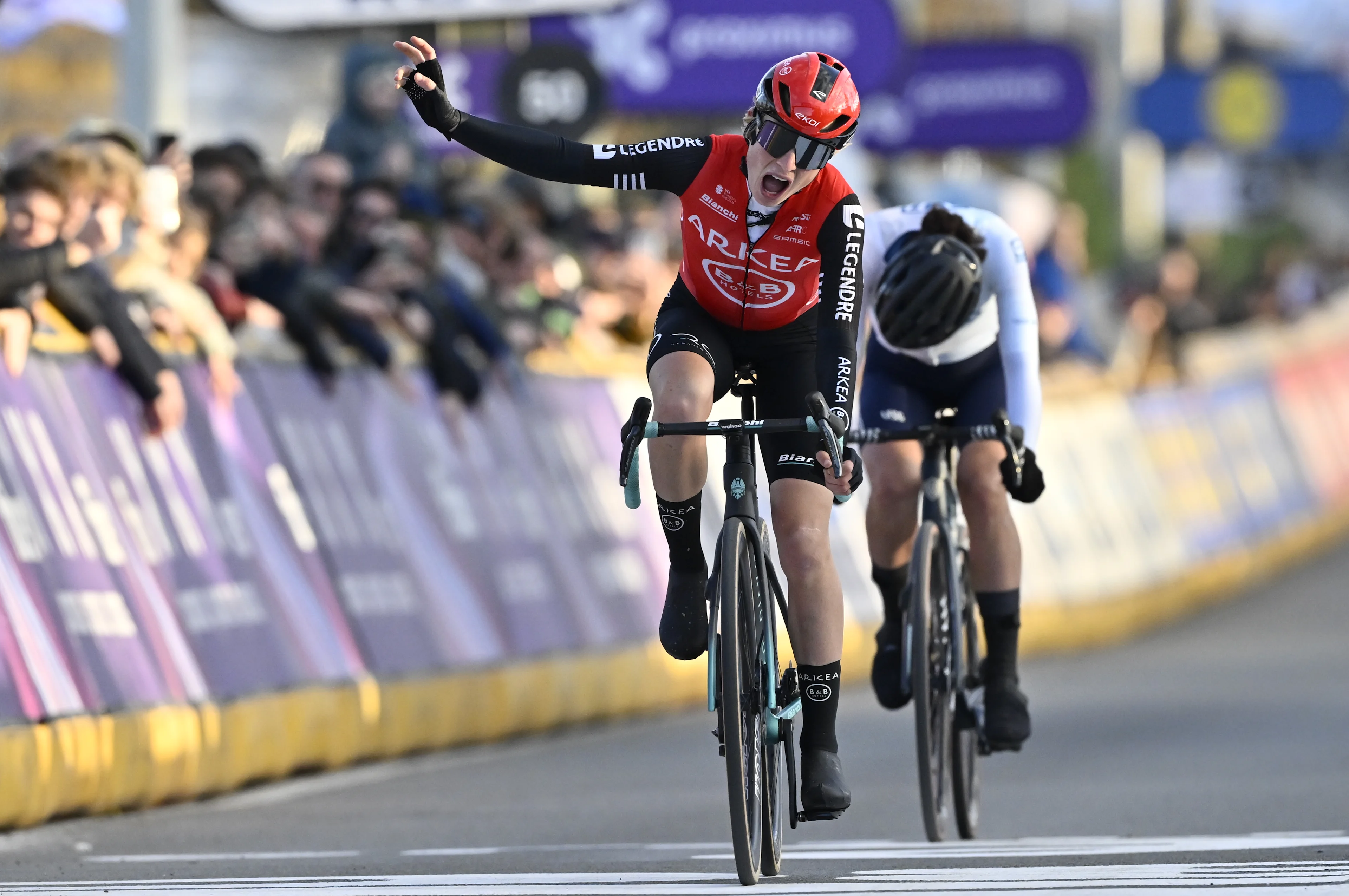 Belgian Lotte Claes of Arkea - B&B Hotels Women wins ahead of Polish Aurela Nerlo of Winspace Orange Seal in the women's one-day cycling race Omloop Het Nieuwsblad (UCI World Tour), 137,9km from Gent to Ninove, Saturday 01 March 2025. BELGA PHOTO DIRK WAEM