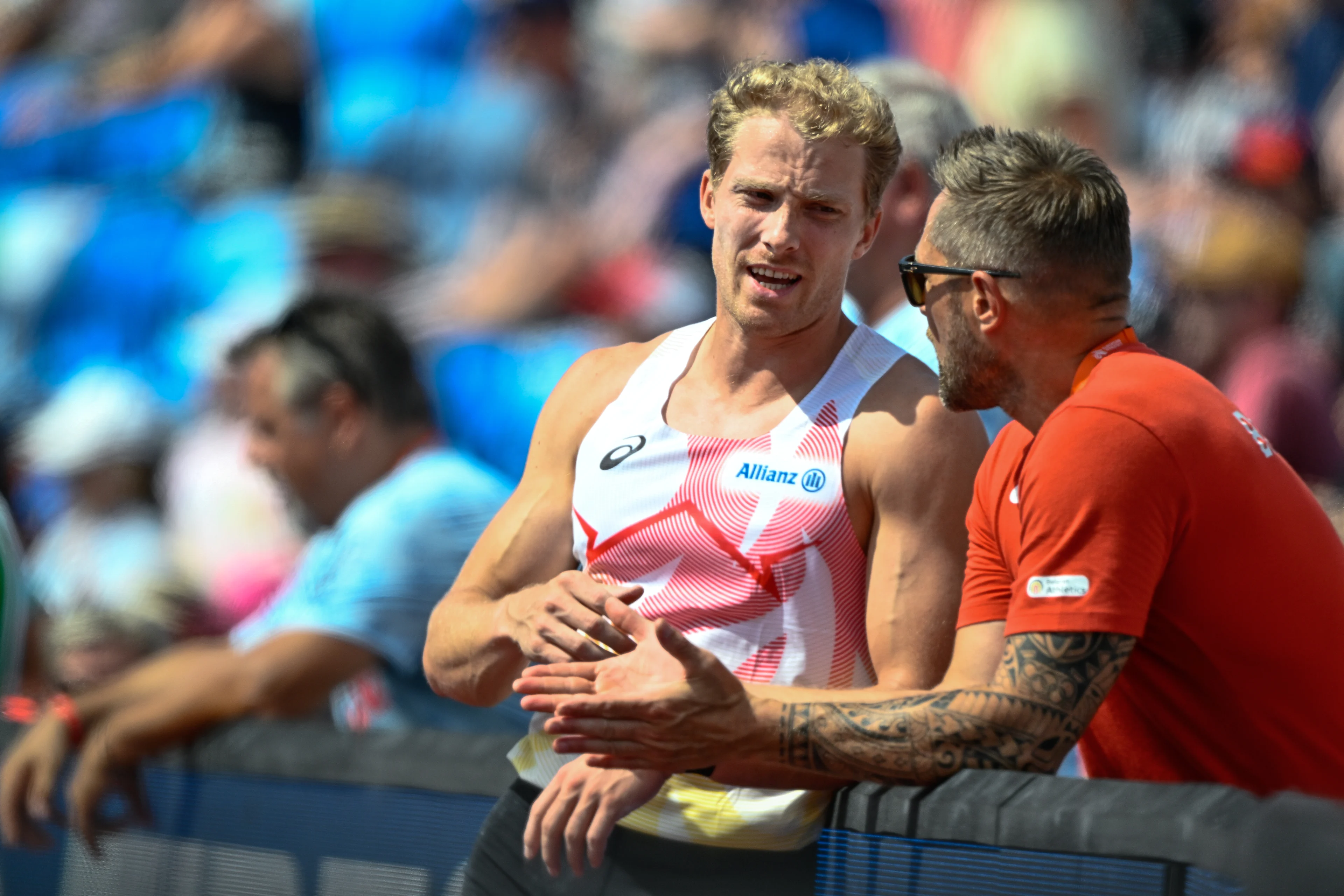Belgian Ben Broeders and his coach Rens Blom during the pole vault event of the men's competition on the fifth day of the European Athletics Championships (August 10-18) in Birmingham, United Kingdom, on Friday 14 August 2026. BELGA PHOTO ERIC LALMAND