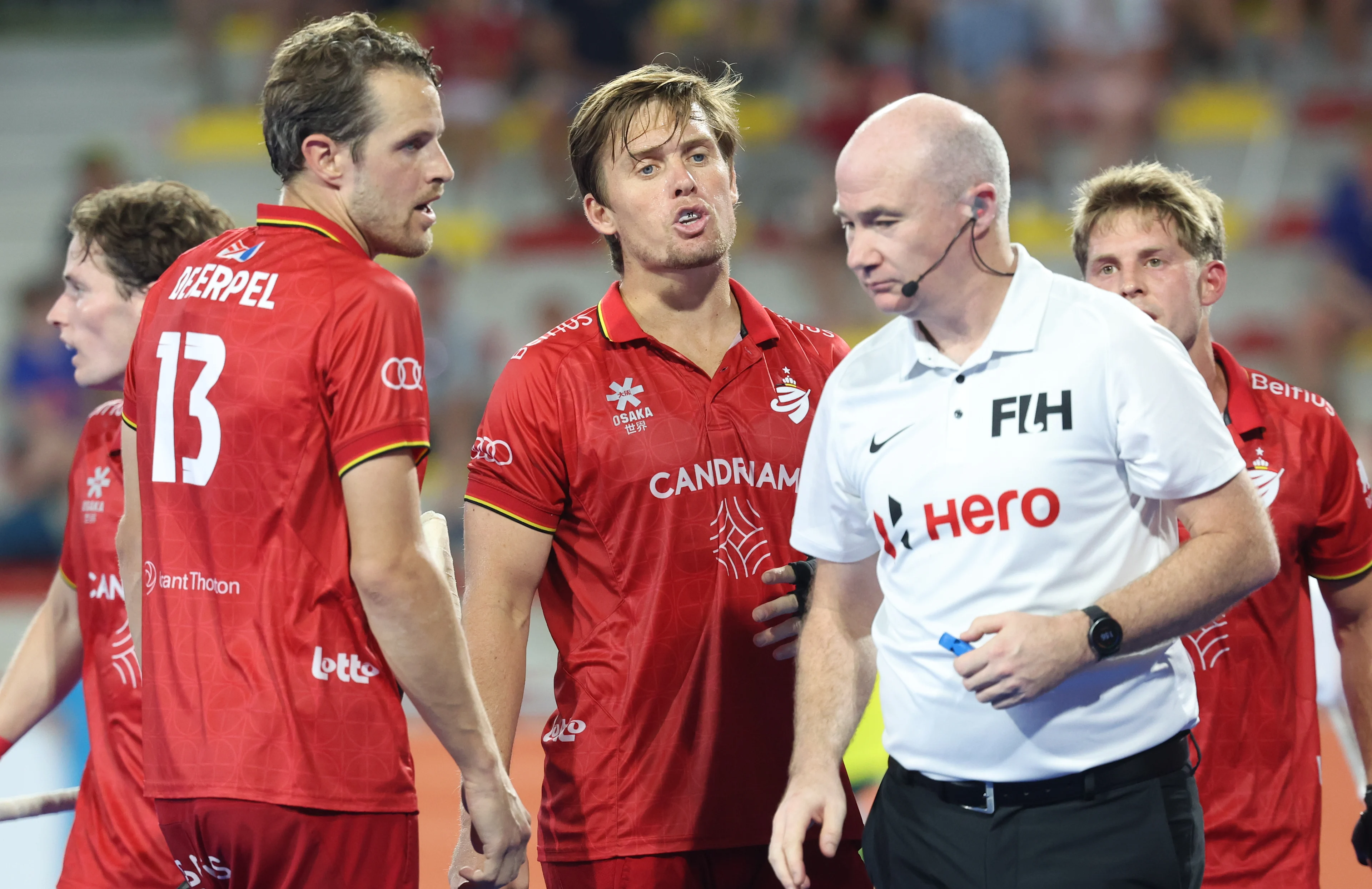 Belgium's Tom Boon and the referee pictured during a hockey game between Belgian national team Red Lions and Netherlands, Thursday 25 June 2026 in Wavre, match 14/16 in the group stage of the men's FIH Pro League competition. BELGA PHOTO VIRGINIE LEFOUR