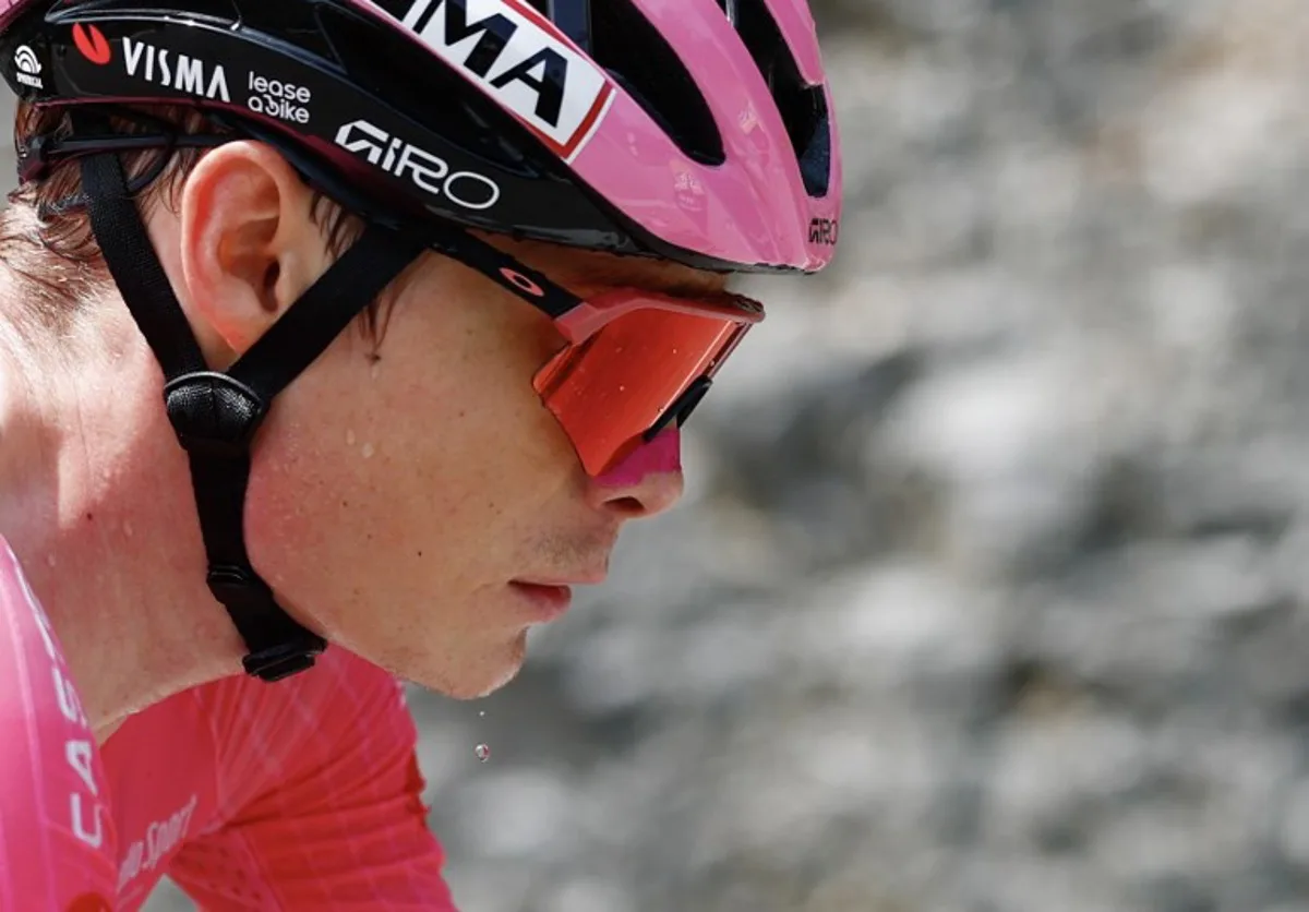 Team Visma Lease a Bike Danish rider Jonas Vingegaard wearing the overall leader's pink jersey rides during the 20th stage of the Giro d'Italia 2026 - Tour of Italy cycling race between Gemona del Friuli and Piancavallo, Italy, on May 30, 2026. Luca Bettini / AFP