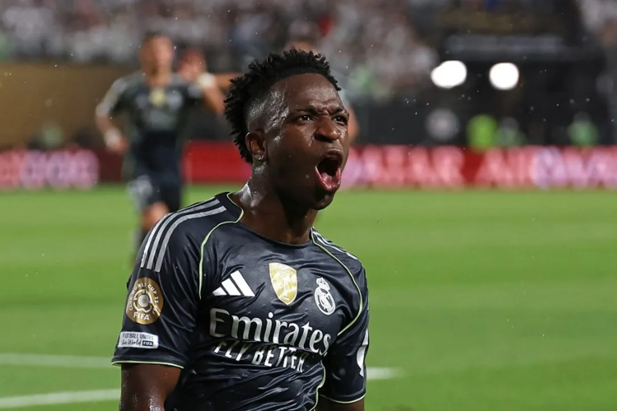 Real Madrid's Brazilian forward #07 Vinicius Junior celebrates scoring his team's first goal during the FIFA Club World Cup 2025 Group H football match between Austria's FC Salzburg and Spain's Real Madrid at Lincoln Financial Field Stadium in Philadelphia on June 26, 2025. FRANCK FIFE / AFP
