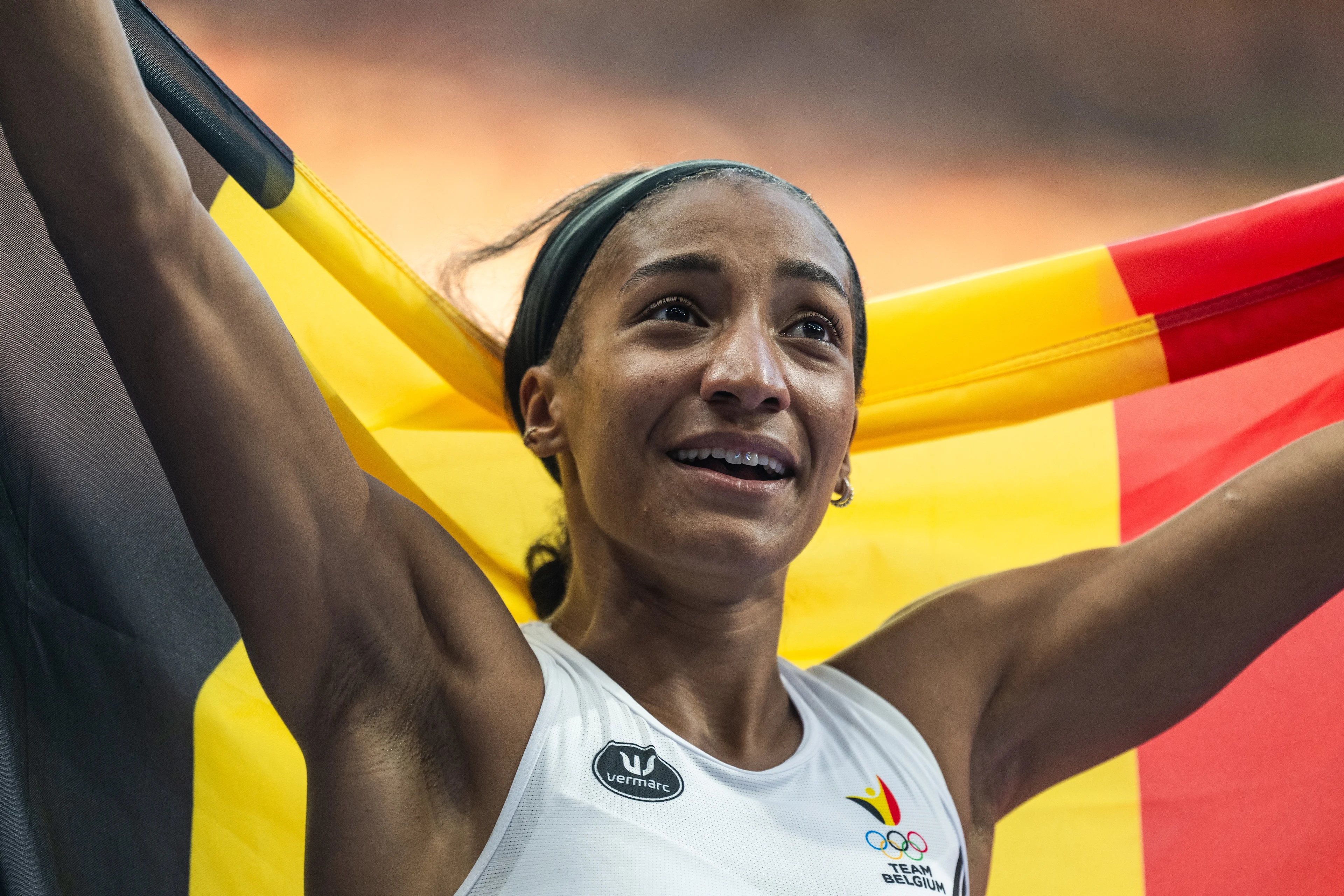 240809 Nafissatou Nafi Thiam of Belgium celebrates after competing in women's heptathlon 800 meters during day 14 of the Paris 2024 Olympic Games on August 9, 2024 in Paris.  Photo: Vegard Grøtt / BILDBYRÅN / kod VG / VG0647 bbeng friidrott athletics friidrett olympic games olympics os ol olympiska spel olympiske leker paris 2024 paris-os paris-ol finland sjukamp heptathlon grappa33 belgien belgium jubel BELGIUM ONLY