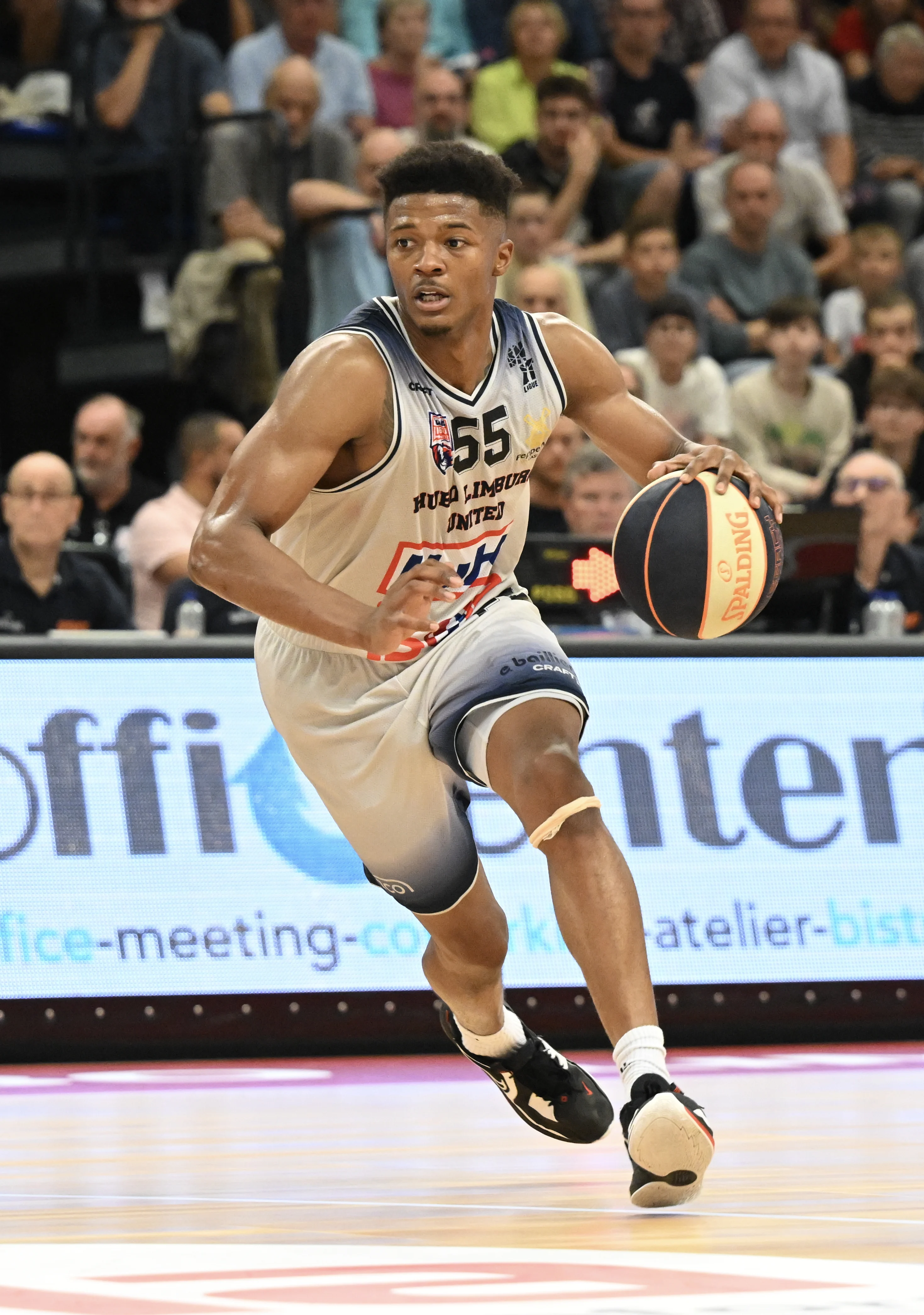 Limburg's Elijah Pemberton pictured in action during a basketball match between Limburg United and Kangoeroes Mechelen, Friday 20 September 2024 in Hasselt, on day 2 of the 'BNXT League' Belgian/ Dutch first division basket championship. BELGA PHOTO JOHN THYS