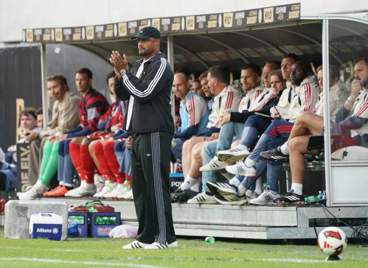 Bayern Munich's Belgian head coach Vincent Kompany reacts during the German first division Bundesliga football match between SV Elversberg and FC Bayern Munich in Spiesen-Elversberg, southwestern Germany, on September 13, 2026.  Andreas SCHLICHTER / AFP