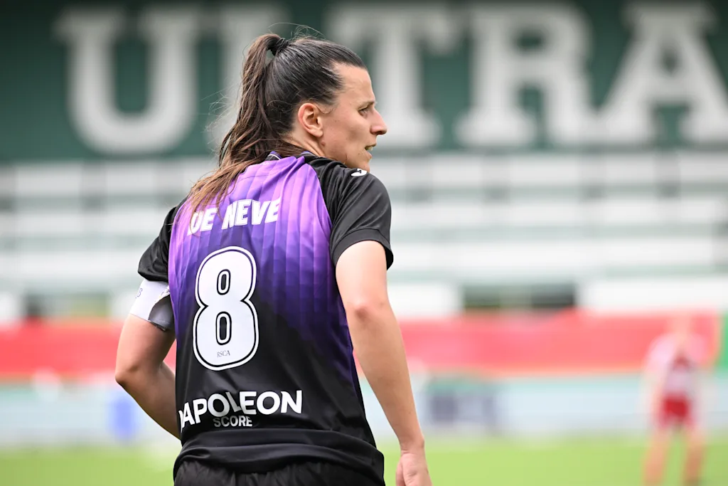Anderlecht's Laura De Neve pictured during a soccer game between RSC Anderlecht and Zulte Waregem, the final of the Belgian soccer cup, Saturday 30 May 2026, in La Louviere. BELGA PHOTO JILL DELSAUX