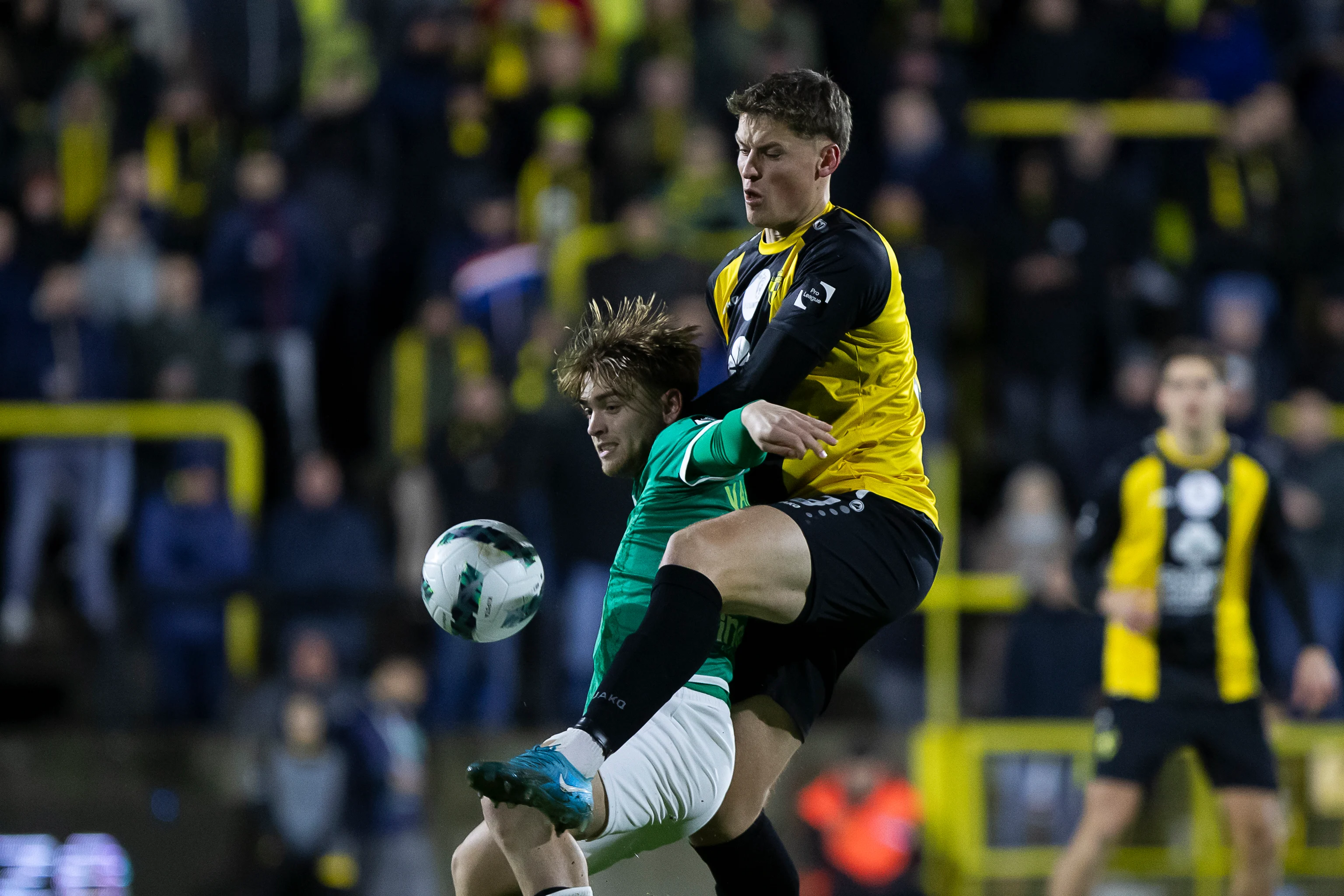 Lommel's Jason van Duiven and Lierse's Viktor Boone pictured during a soccer match between Lierse SK and Lommel SK, Sunday 22 December 2024 in Lier, on day 16 of the 2024-2025 'Challenger Pro League' 1B second division of the Belgian championship. BELGA PHOTO KRISTOF VAN ACCOM