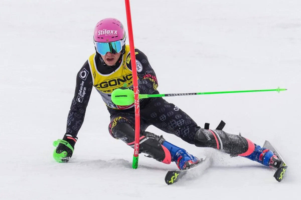 Belgium's Sam Maes competes in the first run of the Men's Slalom event of the Saalbach 2025 FIS Alpine World Ski Championships in Hinterglemm on February 16, 2025.  Dimitar DILKOFF / AFP