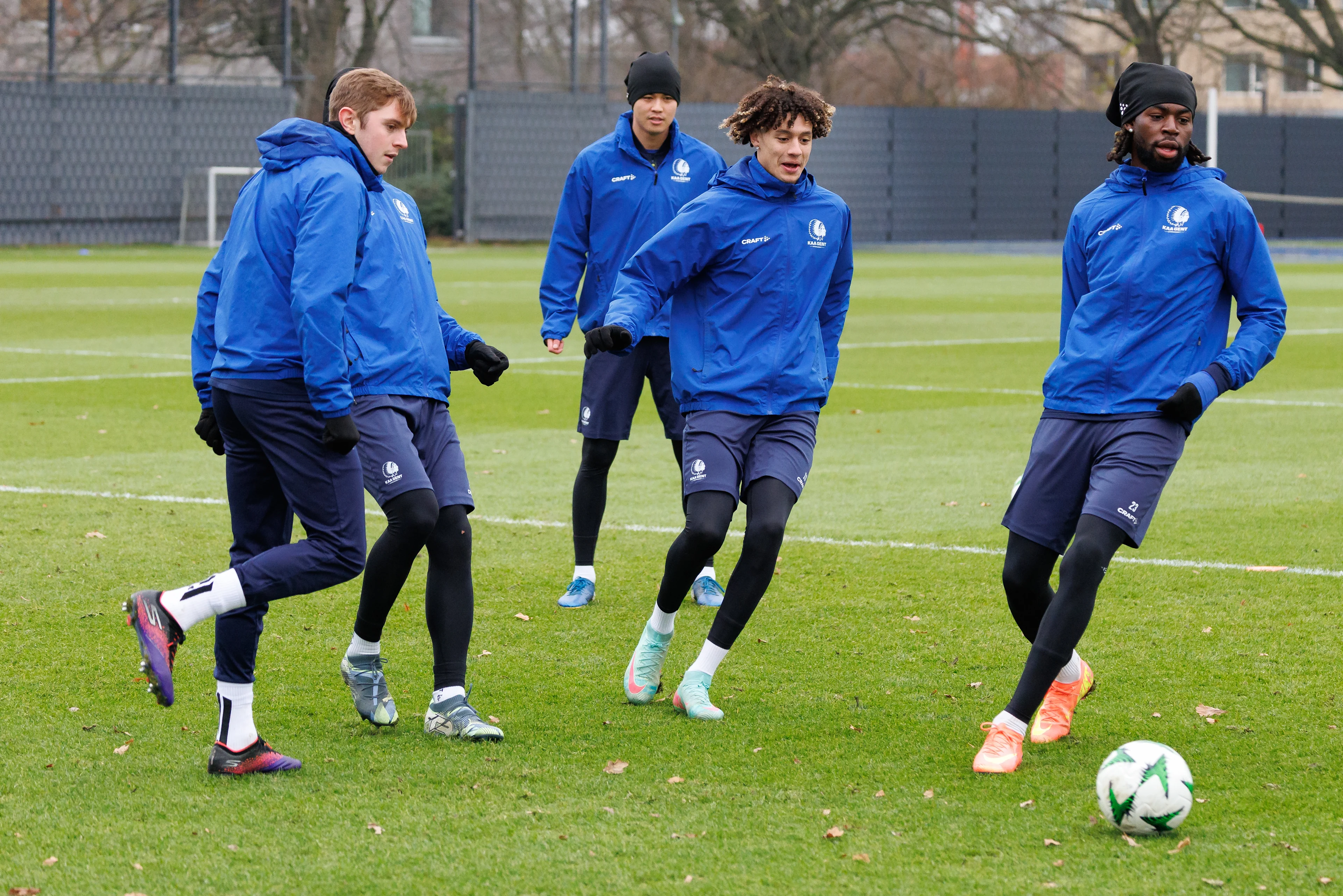 Gent's Max Dean, Gent's Franck Surdez and Gent's Jordan Torunarigha pictured in action during a training session of Belgian soccer team KAA Gent, Wednesday 11 December 2024 in Gent. Tomorrow Gent will meet Serbian team FK TSC on day 5/6 of the group stage of the UEFA Conference League tournament. BELGA PHOTO KURT DESPLENTER