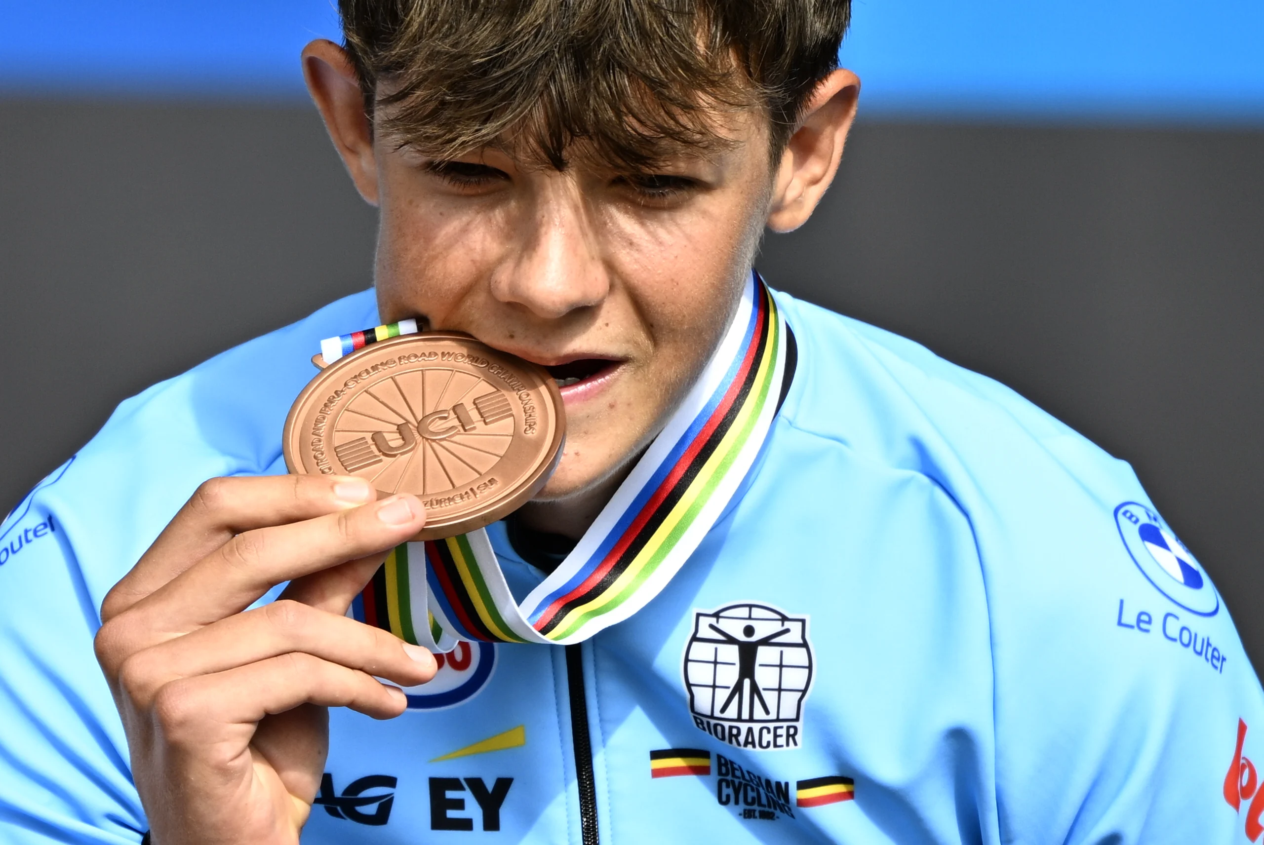 Belgian Matisse Van Kerckhove and bronze medalist pictured on the podium after the Junior Men individual time trial race at the 2024 UCI Road and Para-Cycling Road World Championships, Monday 23 September 2024, in Zurich, Switzerland. The Worlds are taking place from 21 to 29 September. BELGA PHOTO JASPER JACOBS