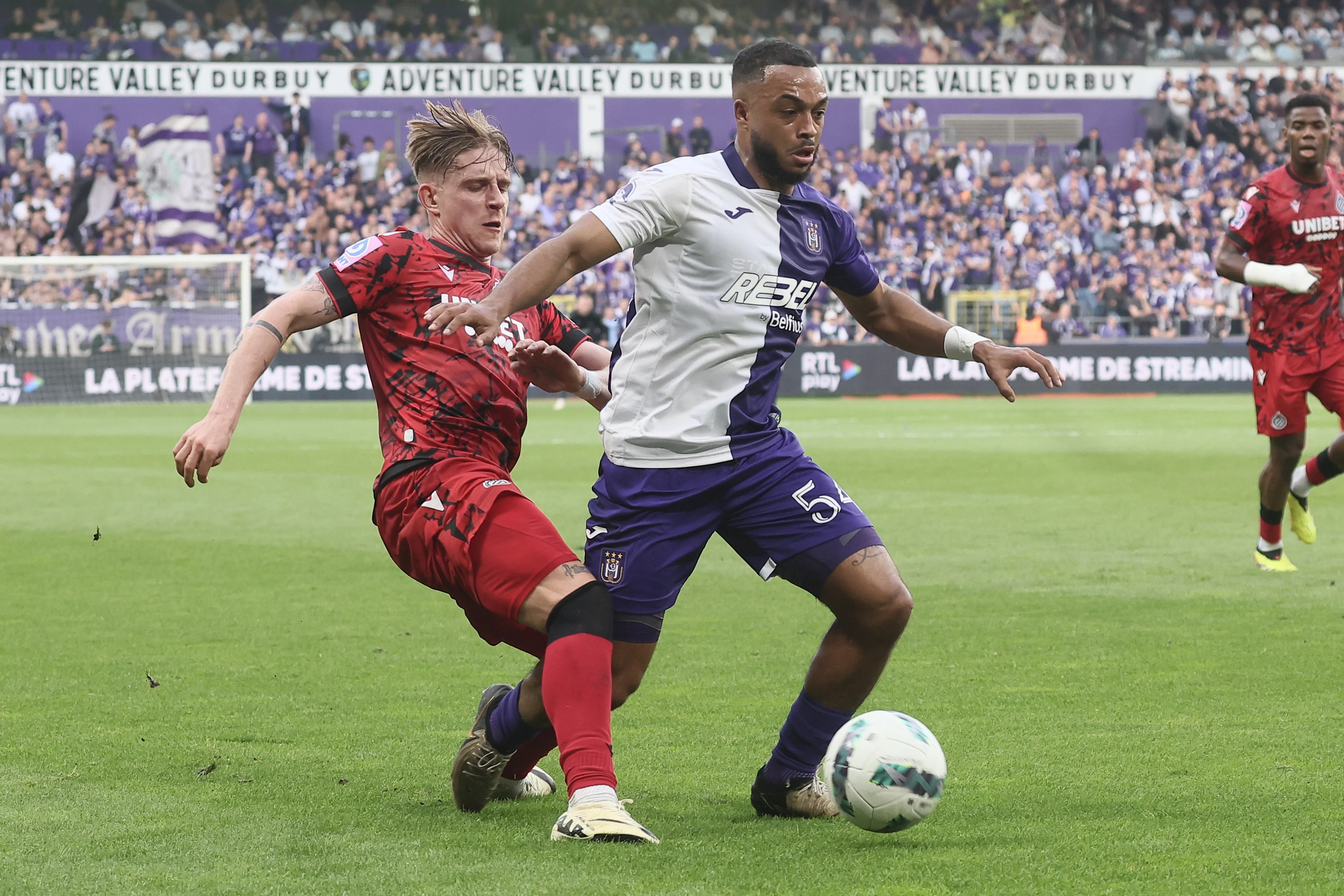 Club's Michal Skoras and Anderlecht's Killian Sardella fight for the ball during a soccer match between RSC Anderlecht and Club Brugge, Sunday 19 May 2024 in Brussels, on day 9 (out of 10) of the Champions' Play-offs of the 2023-2024 'Jupiler Pro League' first division of the Belgian championship. At the start of the game, Rsca and Club Brugge lead the ranking with the same points. BELGA PHOTO BRUNO FAHY