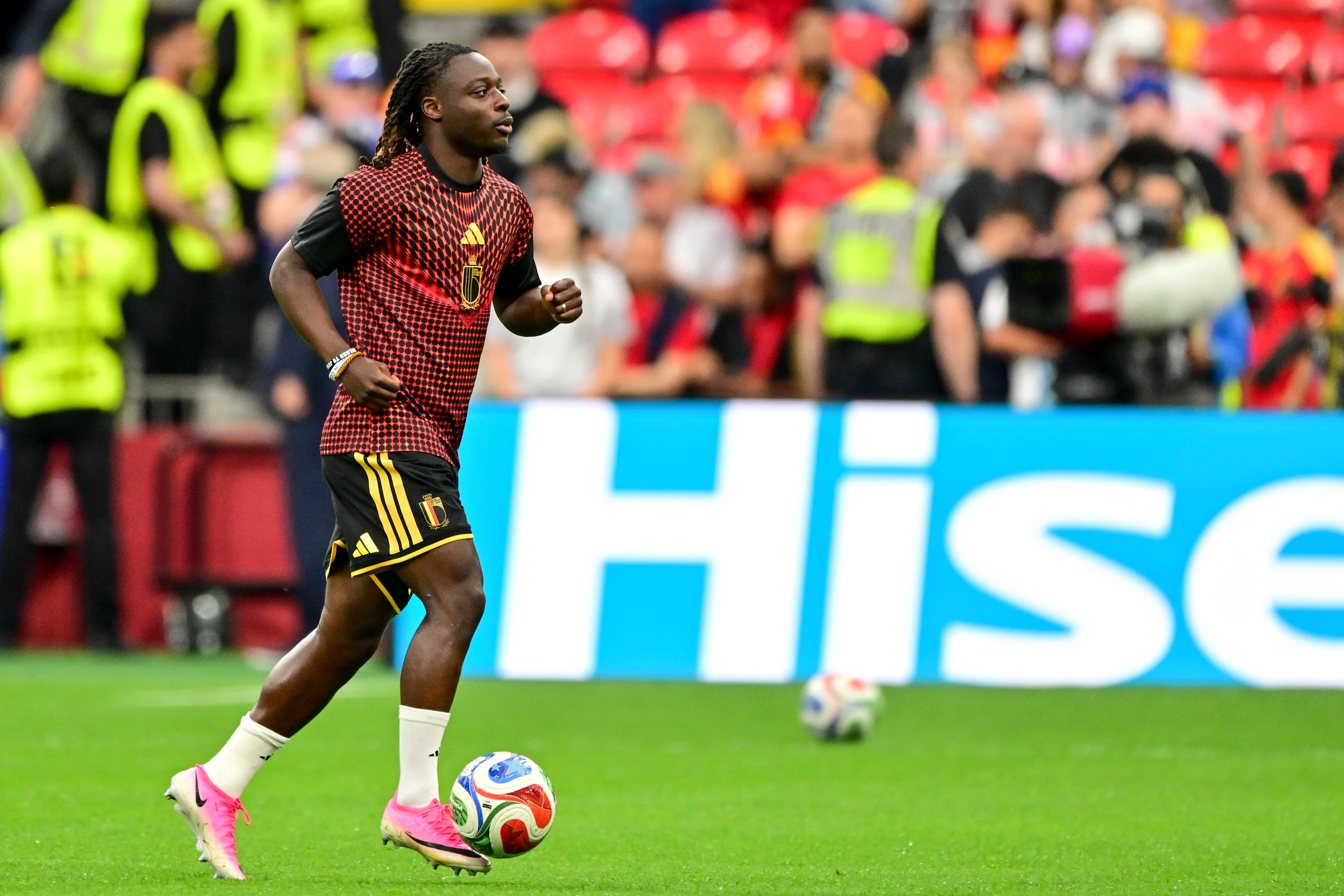 Belgium's Jeremy Doku pictured ahead of a soccer game between Belgian national team Red Devils and New Zealand, on Friday 26 June 2026, at the BC Place Vancouver stadium in Vancouver, Canada, the third game in the group stage of the FIFA World Cup 2026. The Diables Rouges - Rode Duivels were drawn into Group G. BELGA PHOTO DIRK WAEM