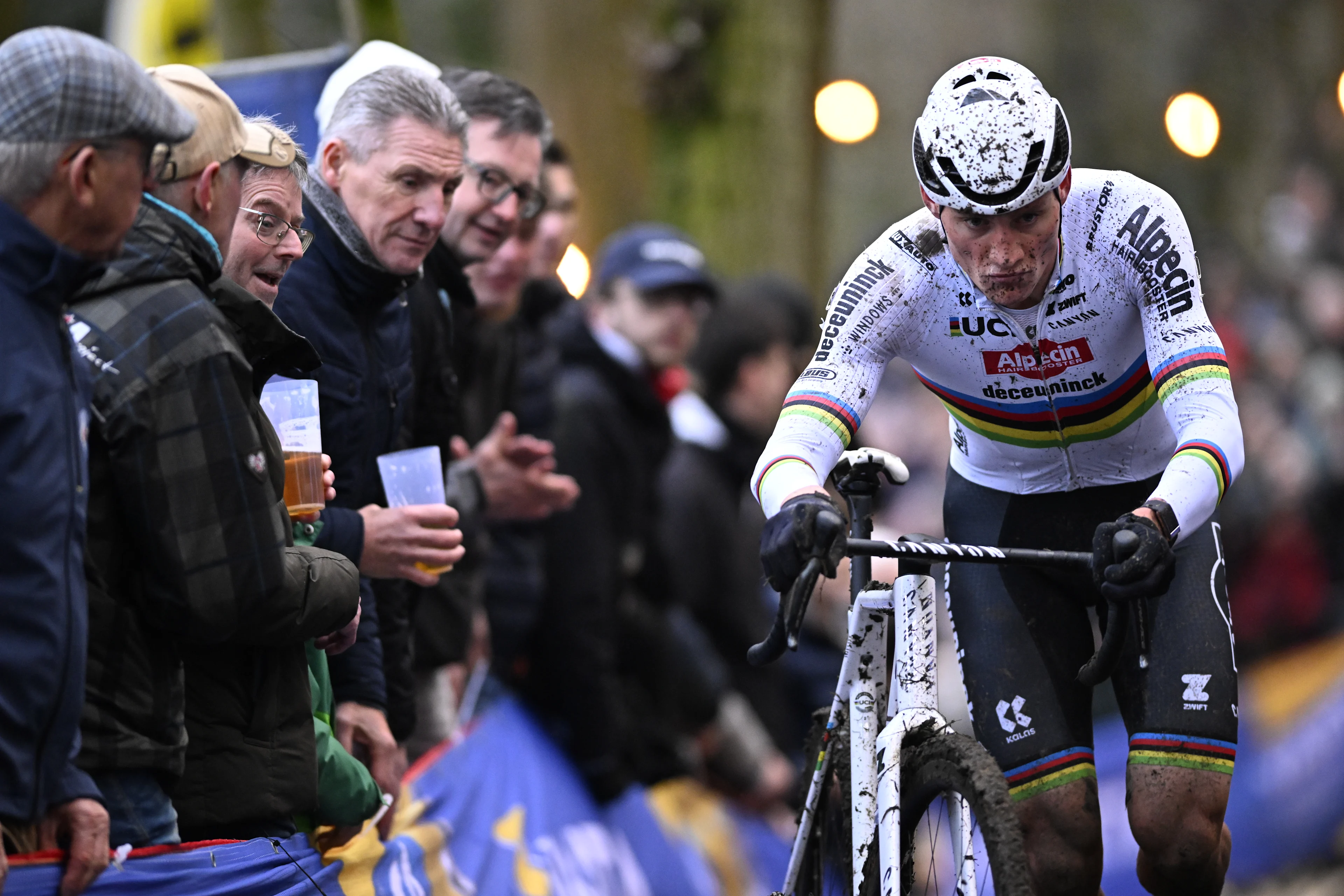 Dutch Mathieu Van Der Poel pictured in action during the men's elite race of the World Cup cyclocross cycling event in Gavere on Thursday 26 December 2024, stage 7 (out of 12) of the UCI World Cup competition. BELGA PHOTO JASPER JACOBS