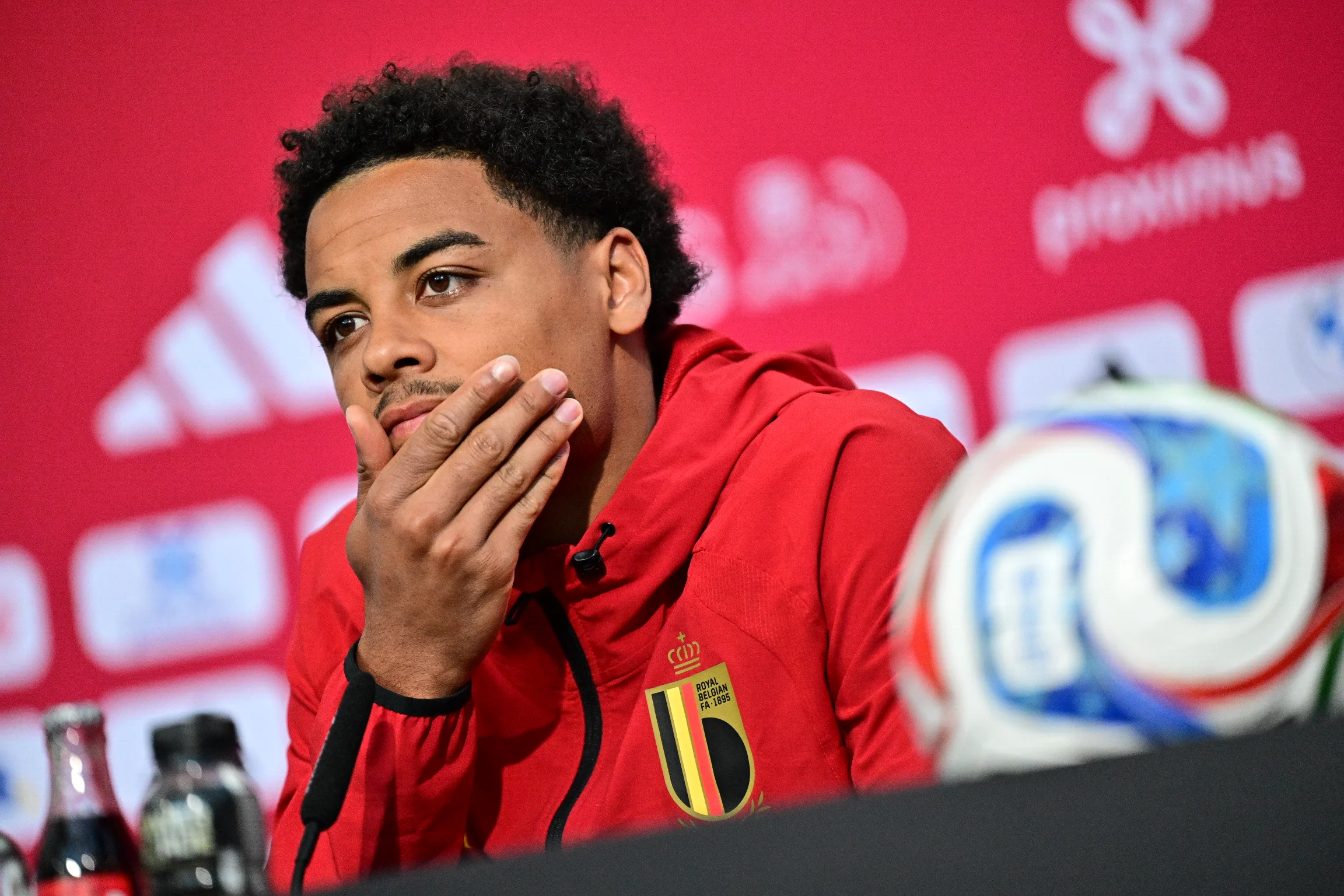 Belgium's Koni De Winter pictured during a press conference of Belgian national soccer team Red Devils in their base camp, home of the Seattle Sounders, Renton, Seattle, USA, on Wednesday 10 June 2026. The Red Devils prepare for the 2026 FIFA World Cup. BELGA PHOTO DIRK WAEM