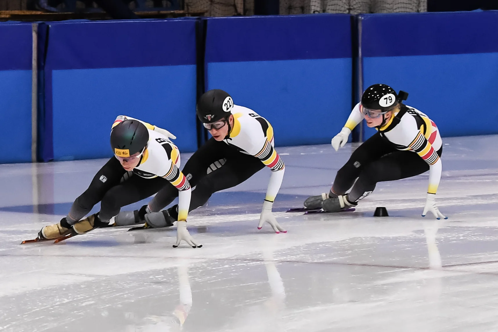 Belgian shorttrack skater Hanne Desmet and Belgian shorttrack skaters pictured in action during a training session of Belgian shorttrack skaters in Hasselt, Thursday 18 May 2023. BELGA PHOTO JILL DELSAUX