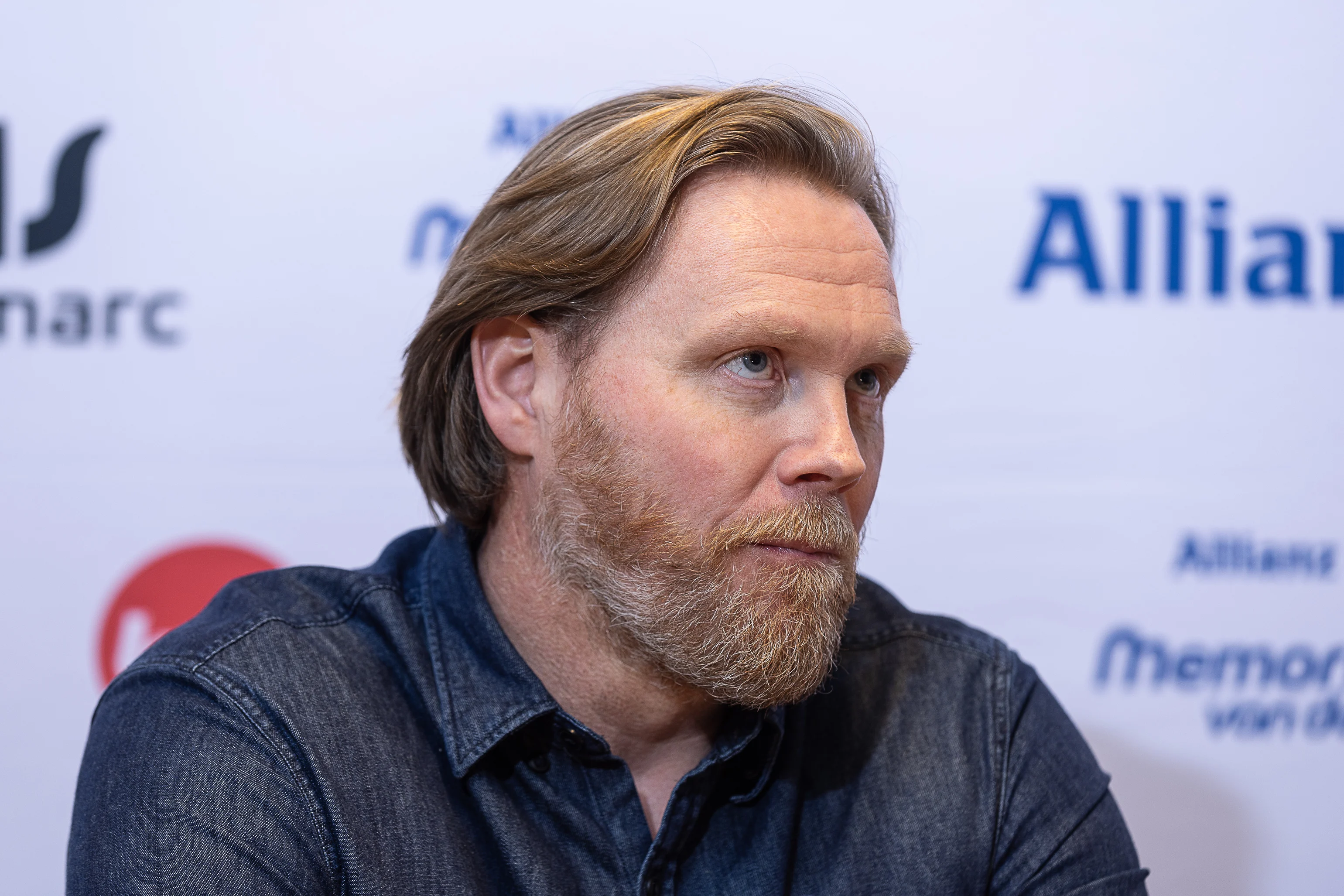 Coordinator Rutger Smith pictured during a press conference of Atletiek Vlaanderen after an information session for the athletes following the commotion of the past weeks regarding the top-level sports policy, Friday 08 November 2024 in Gent. BELGA PHOTO JAMES ARTHUR GEKIERE