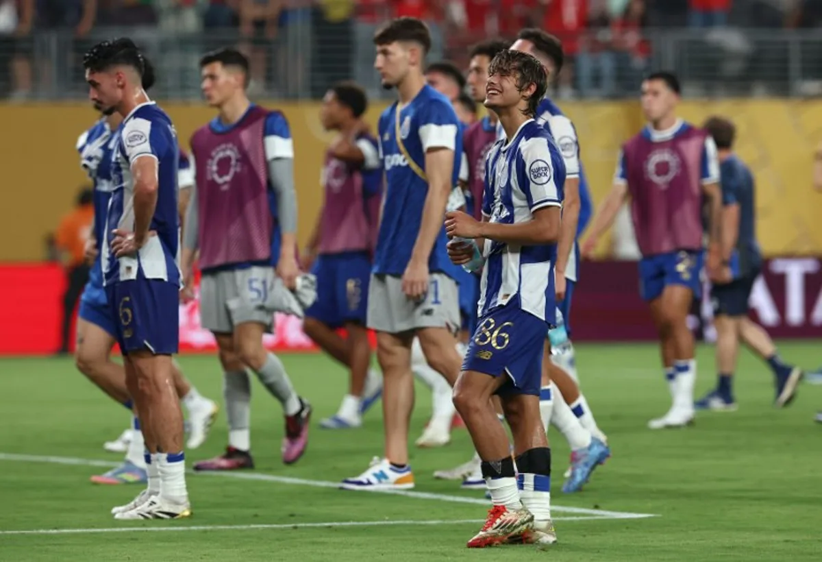 FC Porto players react at the end of the FIFA Club World Cup 2025 Group A football match between Portugal's Porto FC and Egypt's Al-Ahly at the MetLife stadium in East Rutherford, New Jersey on June 23, 2025. FRANCK FIFE / AFP
