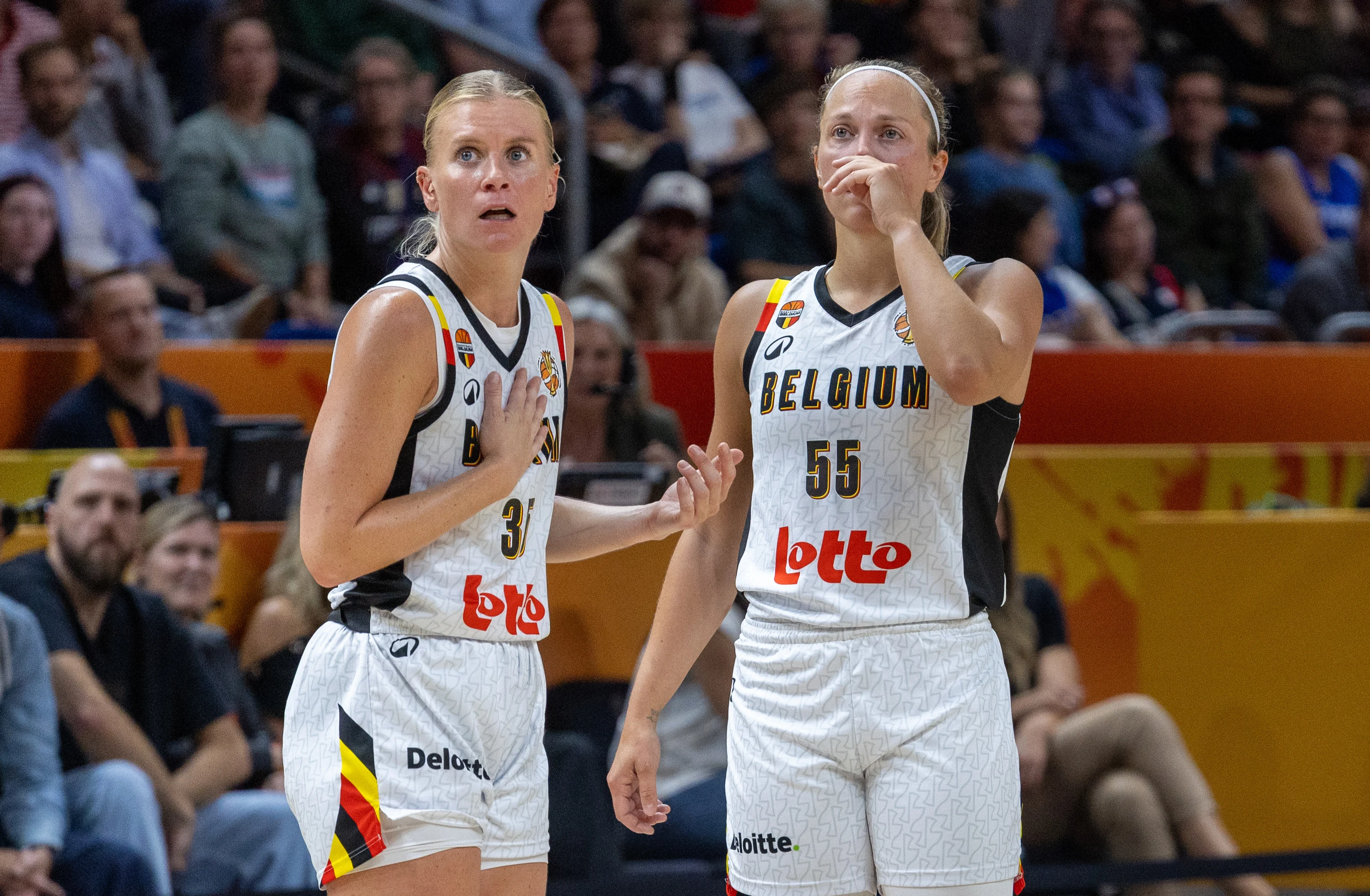 Belgium's Julie Allemand and Belgium's Julie Vanloo look dejected during a basketball game between Germany and Belgium national team Belgian Cats, a quarter final  game at the FIBA Women's Basketball World Cup, on Thursday 10 September 2026, in Berlin, Germany. The FIBA Women's Basketball World Cup takes place in Berlin from 4 to 13 September 2026. BELGA PHOTO VIRGINIE LEFOUR
