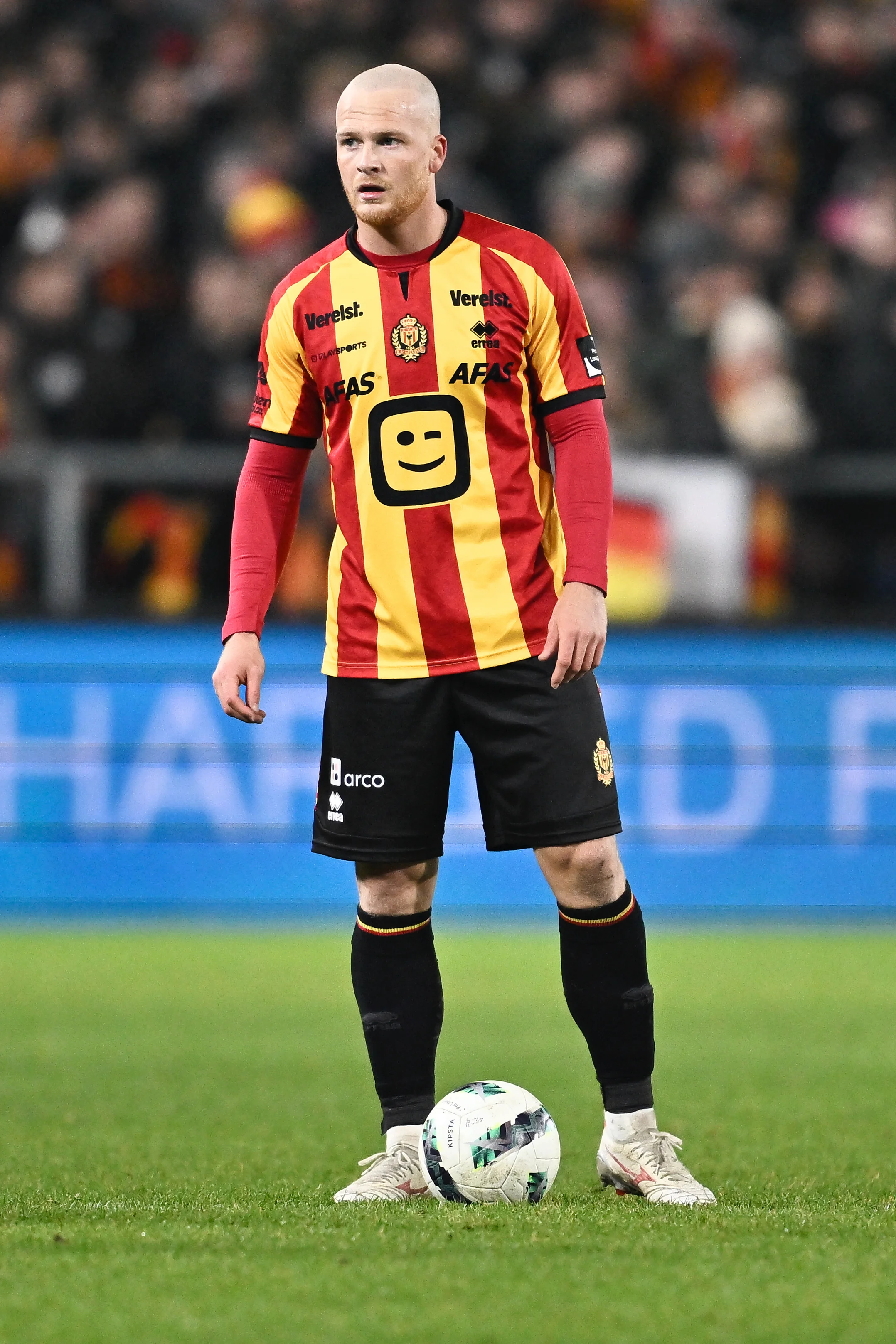 Mechelen's Jules Van Cleemput pictured during a soccer match between KV Mechelen and KRC Genk, Saturday 18 January 2025 in Mechelen, on day 22 of the 2024-2025 season of the 'Jupiler Pro League' first division of the Belgian championship. BELGA PHOTO JOHAN EYCKENS