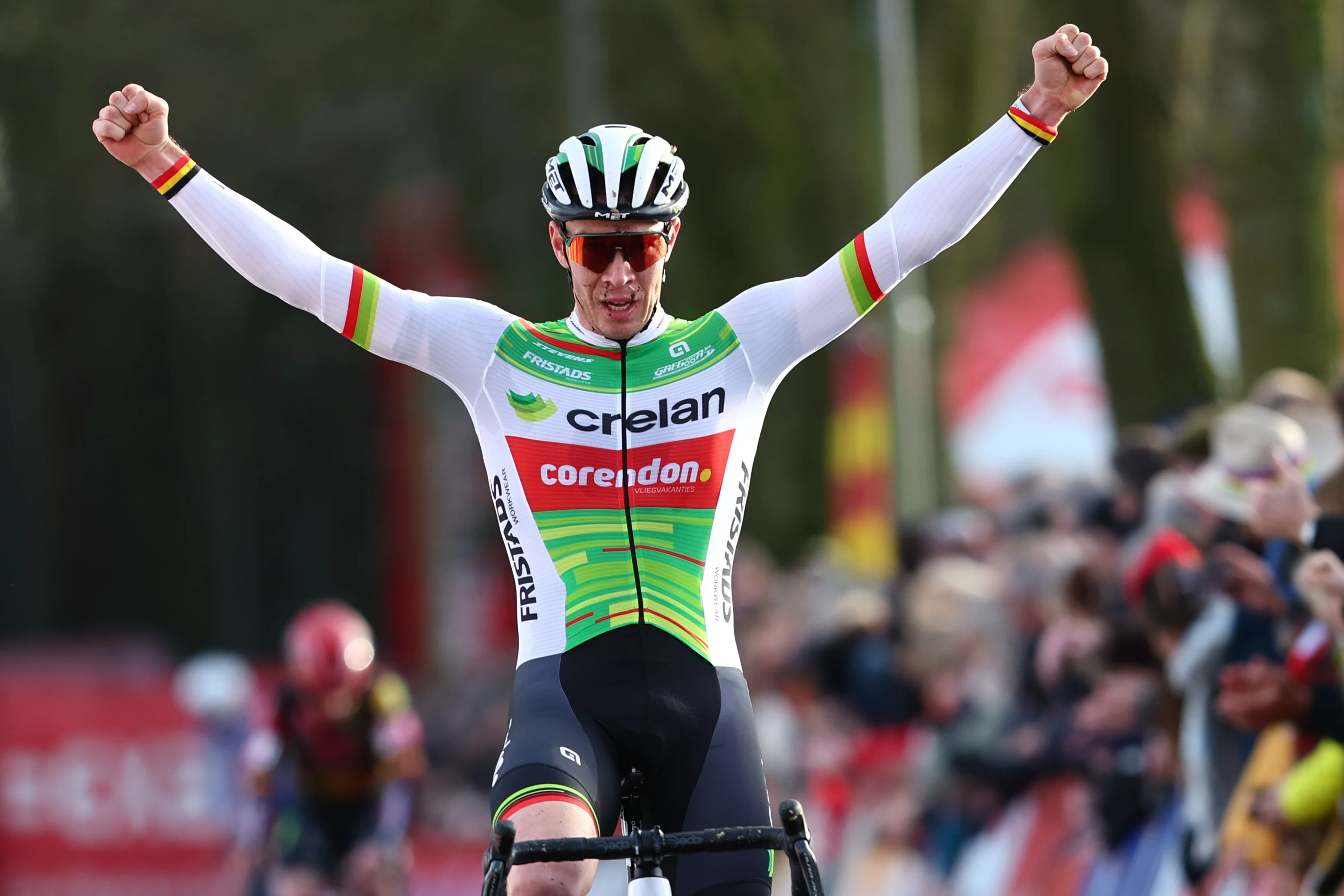 Belgian Laurens Sweeck and pictured as he crosses the finish line of the men's elite race of the 'Parkcross' cyclocross cycling event, race 6/7 in the 'Exact Cross' competition,  in Maldegem. BELGA PHOTO DAVID PINTENS