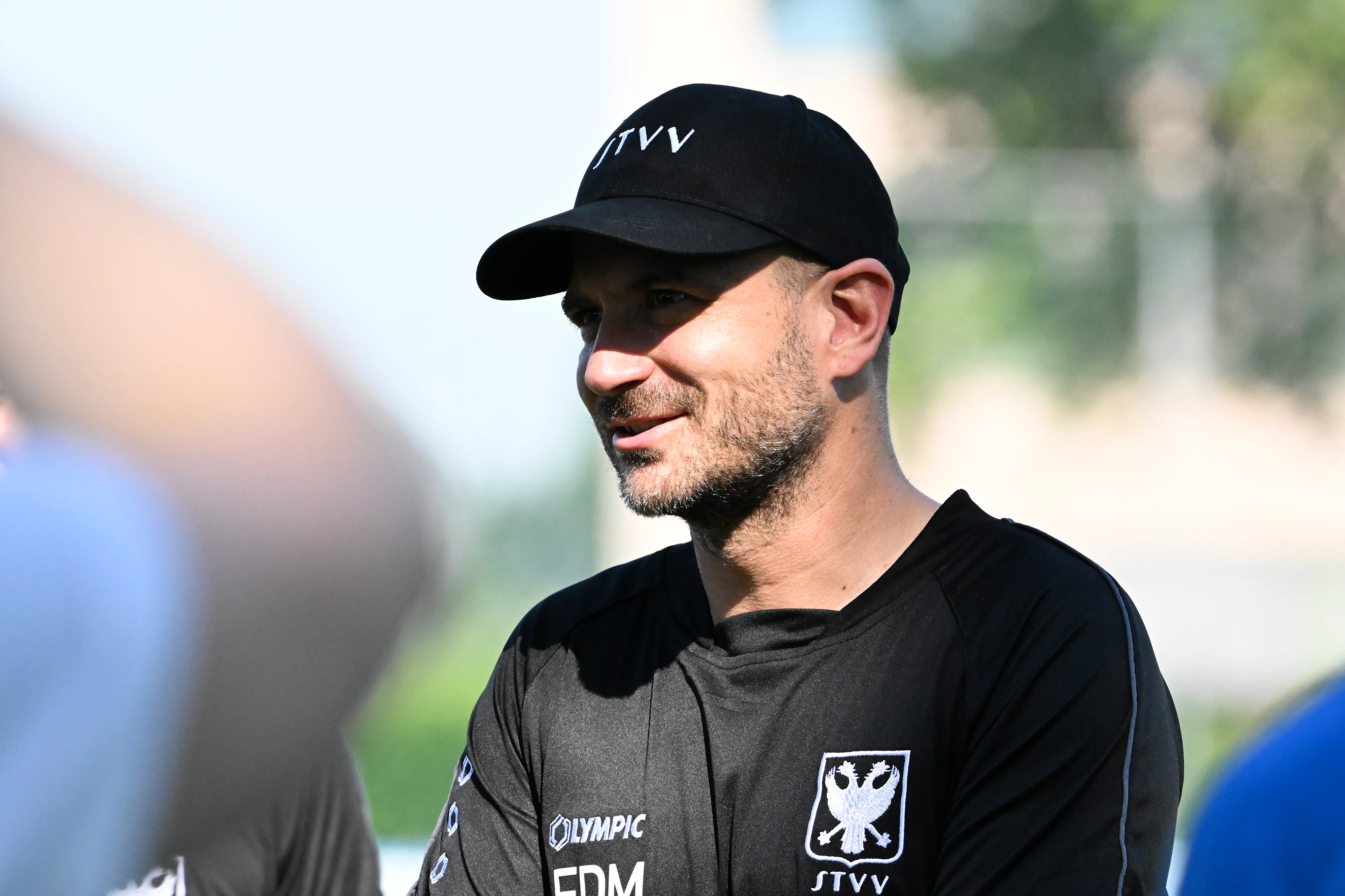 STVV's head coach Frederic De Meyer pictured during a training session of Belgian first division soccer team STVV, on Thursday 25 June 2026 in Sint-Truiden, in preparation of the upcoming 2026-2027 Belgian first division soccer season. BELGA PHOTO JILL DELSAUX