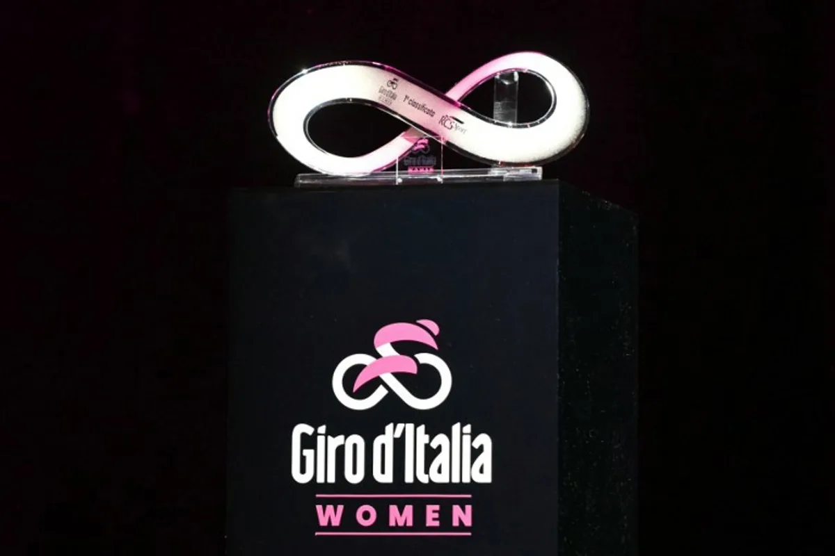 The trophy of the Giro d'Italia Women is shown on stage before the presentation of the official route of the Giro d'Italia and Giro d'Italia Women 2025 (Tour of Italy) cycling races, in Rome on January 13, 2025.  Andreas SOLARO / AFP