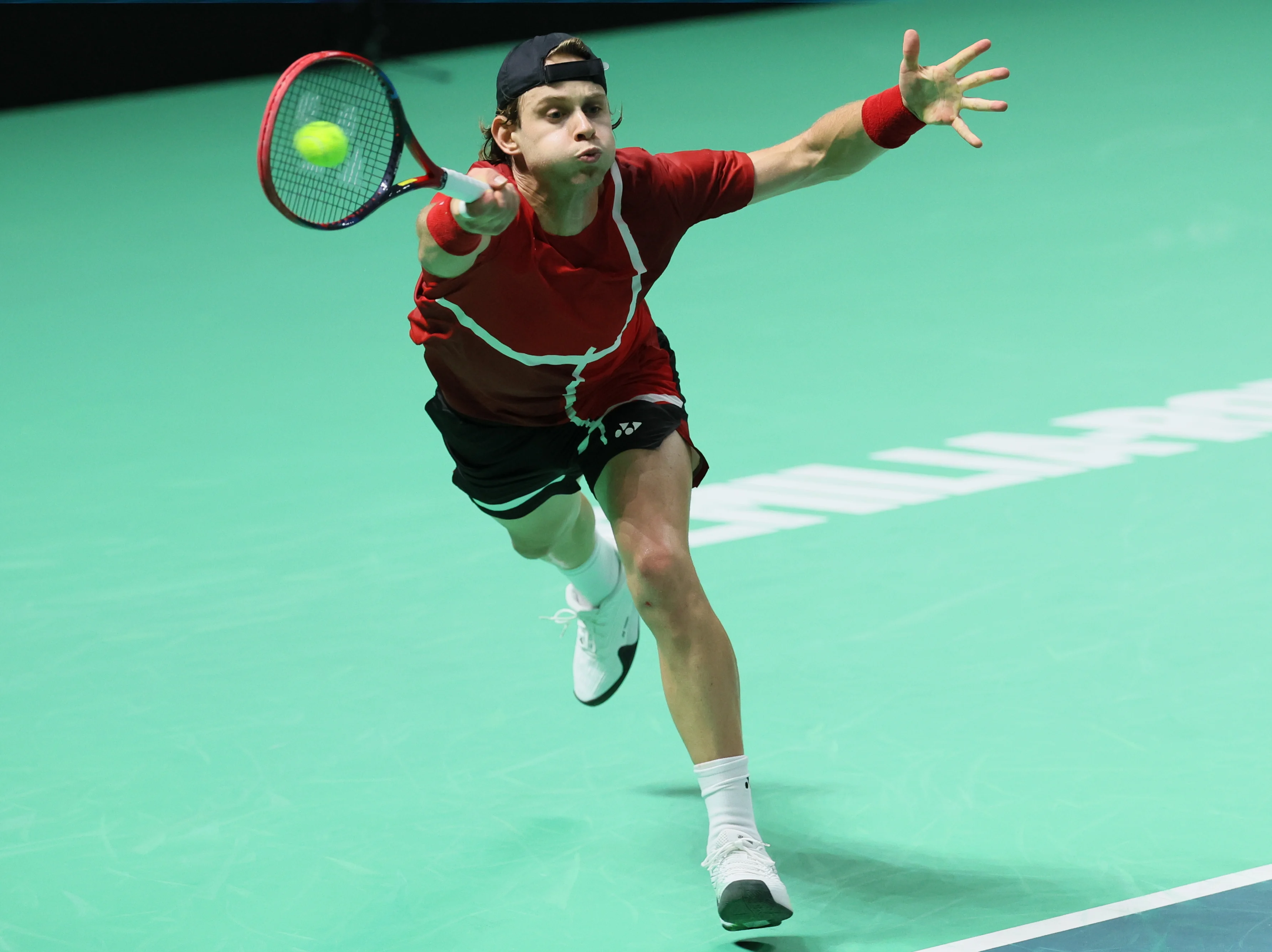 Belgian Zizou Bergs pictured in action during a tennis match against French Rinderknech, the second match of the Davis Cup quarter-finals between Belgium and France, in Bologna, Italy, on Tuesday 18 November 2025. Davis Cup top eight Finals takes place in Bologna from November 18 to 23. BELGA PHOTO BENOIT DOPPAGNE