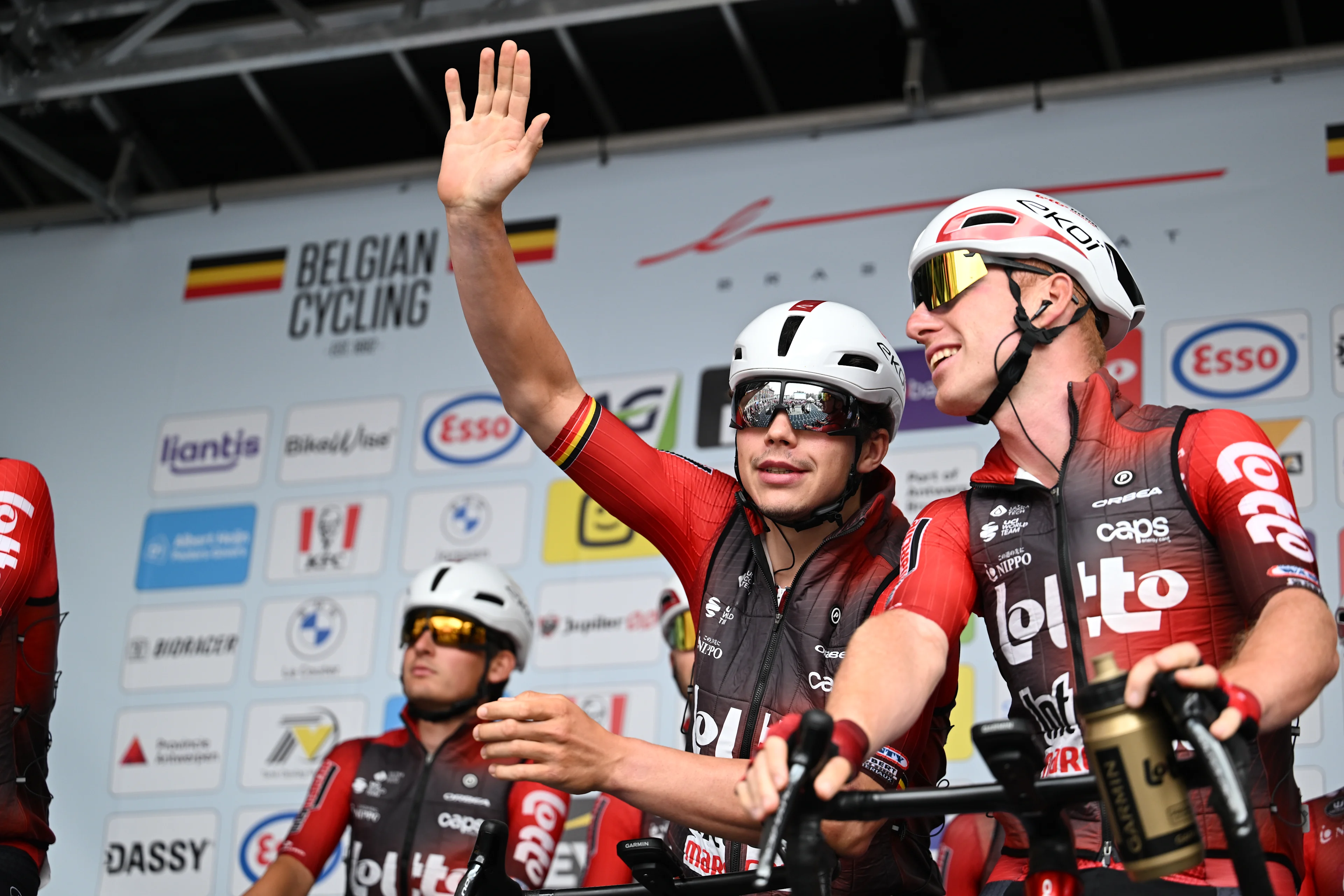 Belgian Arnaud De Lie (C) and his teammates of Lotto-Intermarche pictured at the start of the men's elite race (240km) of the Belgian Cycling Championships, from the Grote Markt square in Antwerp to Brasschaat on Sunday 28 June 2026. BELGA PHOTO MAARTEN STRAETEMANS